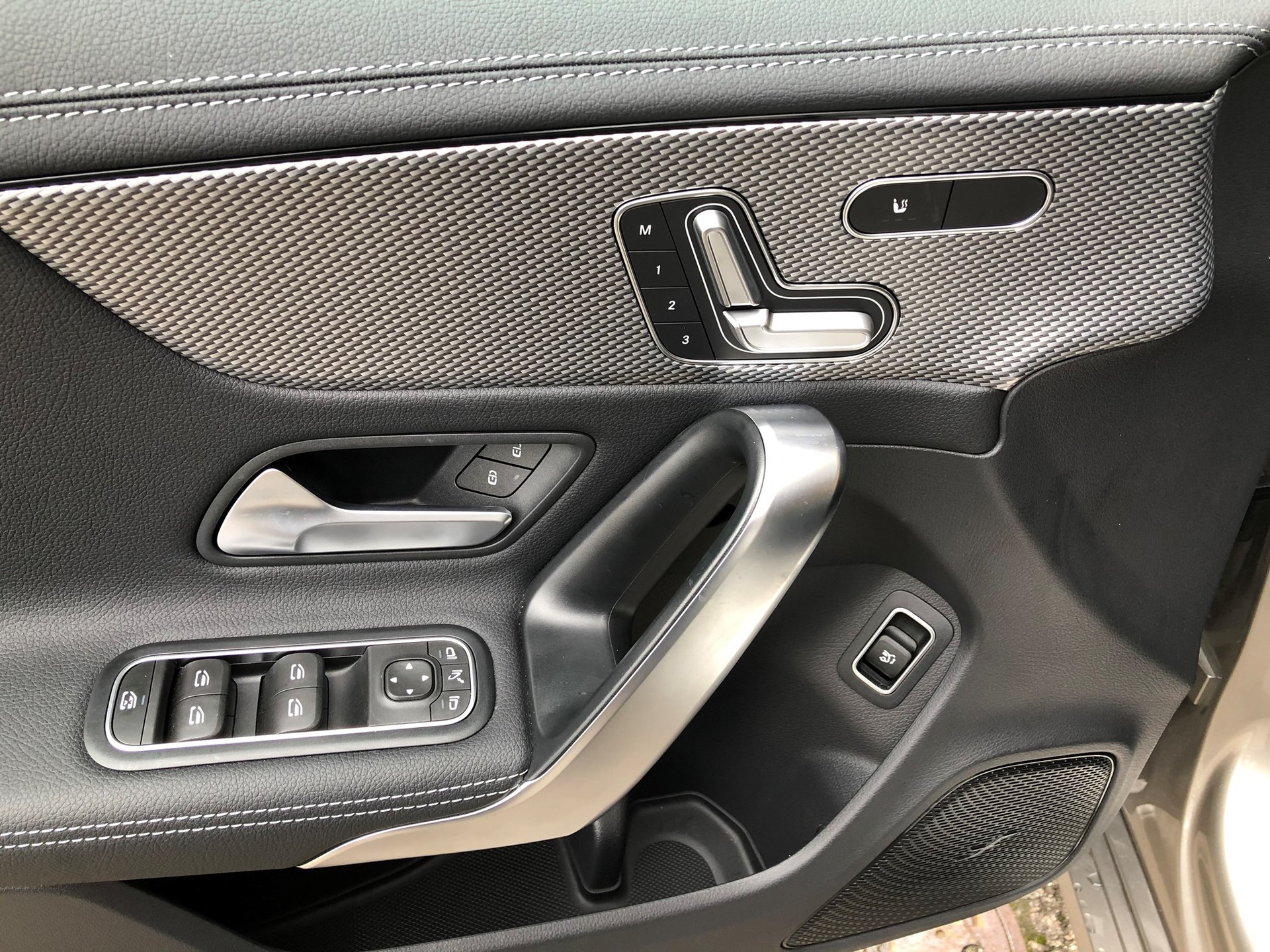 MERCEDES-BENZ CLA 220 d Progressive - 12