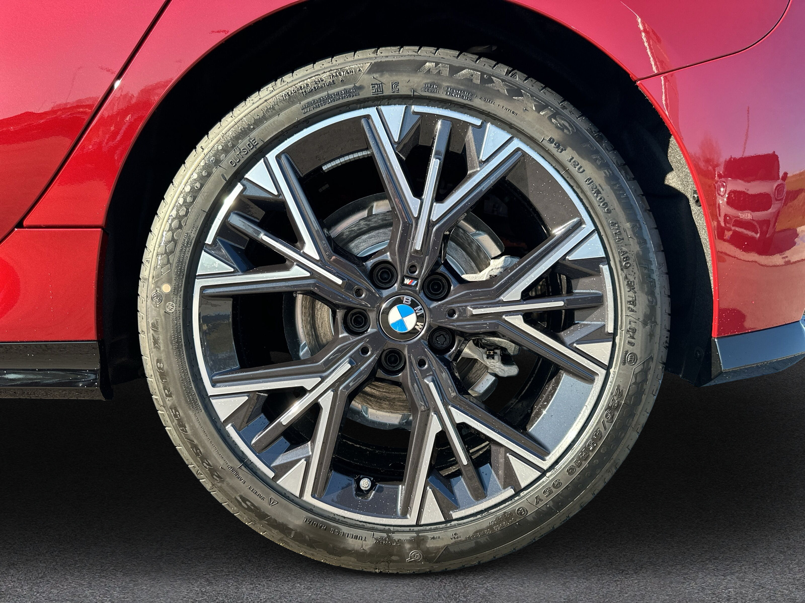 BMW 116 M Sport Fire Red (CH) - 9