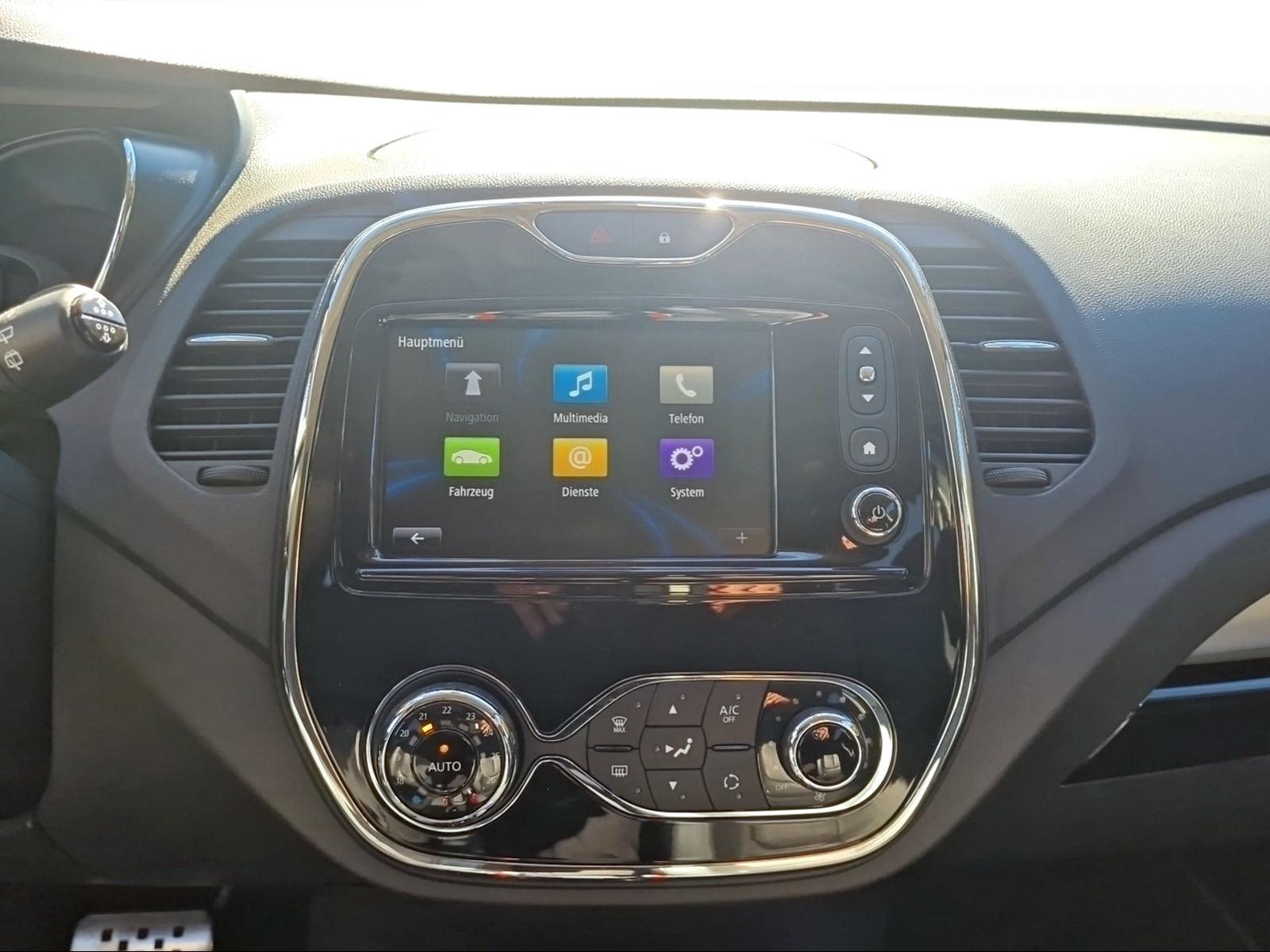 RENAULT Captur 1.2 TCe Swiss Ed. EDC S/S - 12