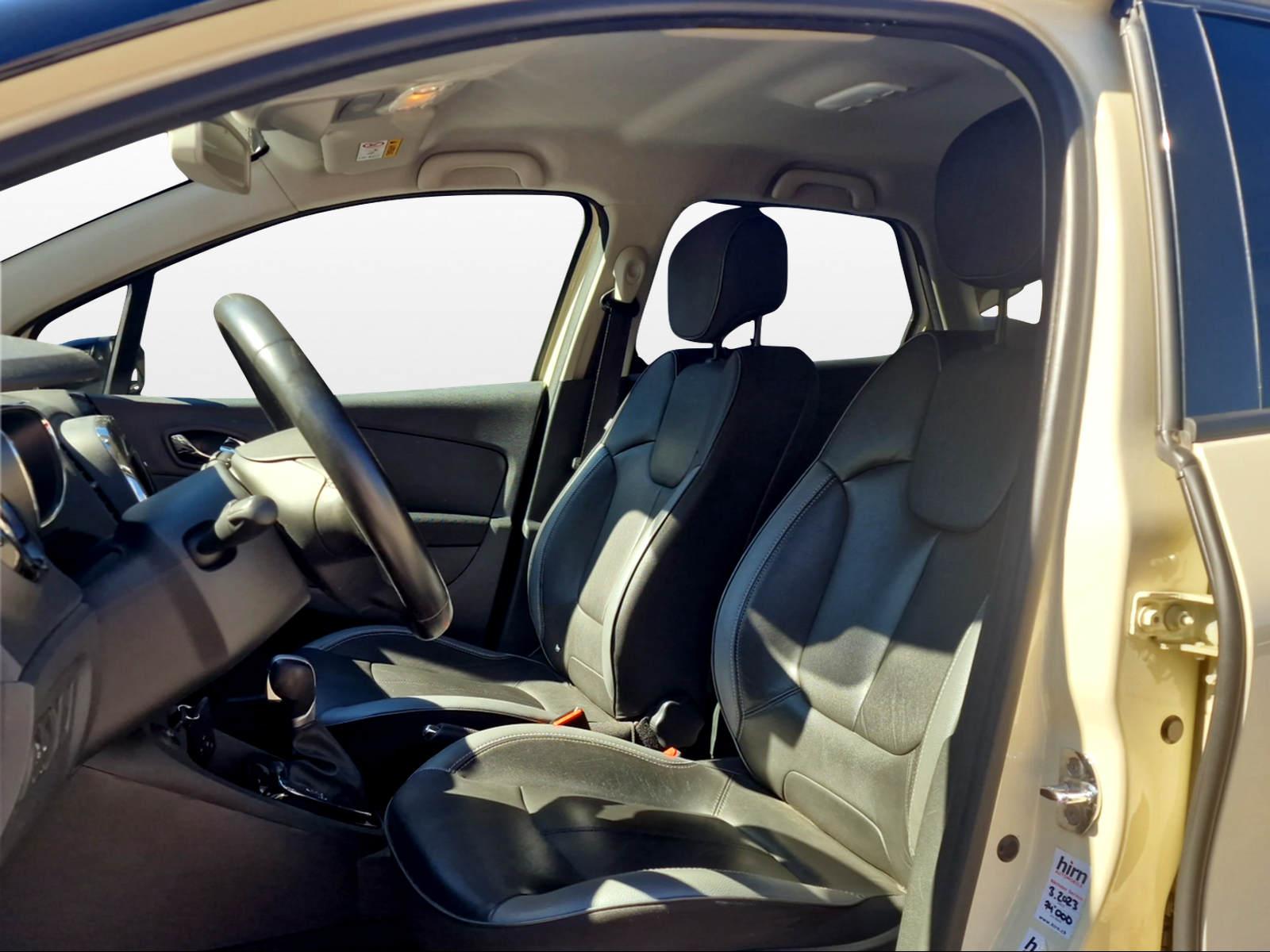 RENAULT Captur 1.2 TCe Swiss Ed. EDC S/S - 9