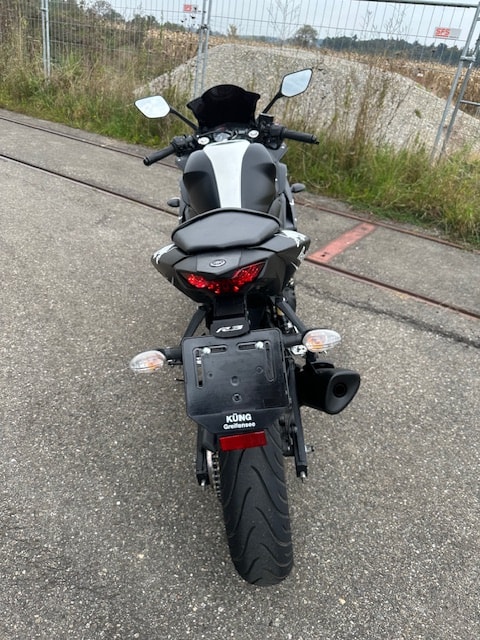YAMAHA YZF-R3 ABS - 6