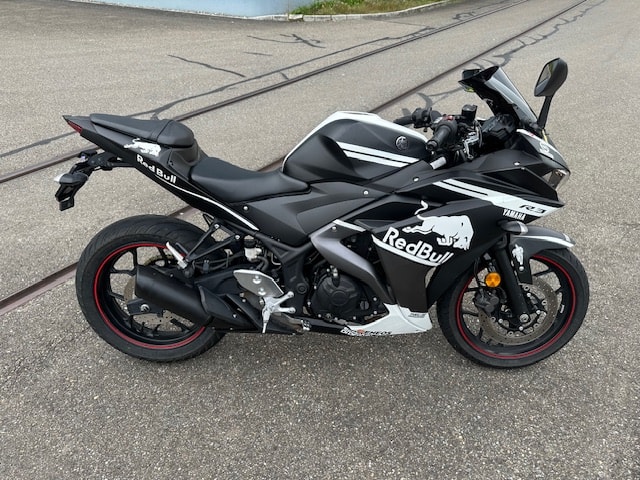 YAMAHA YZF-R3 ABS