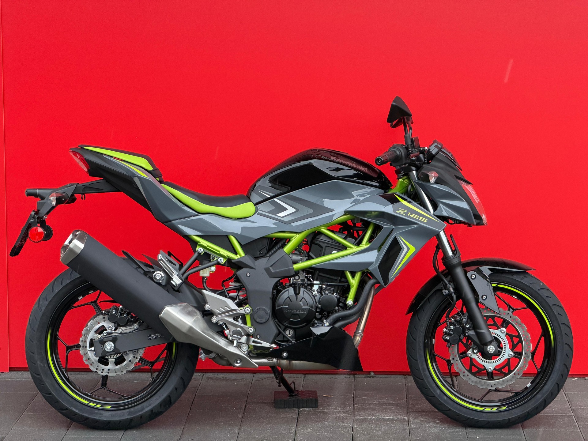 KAWASAKI Z 125 - 8