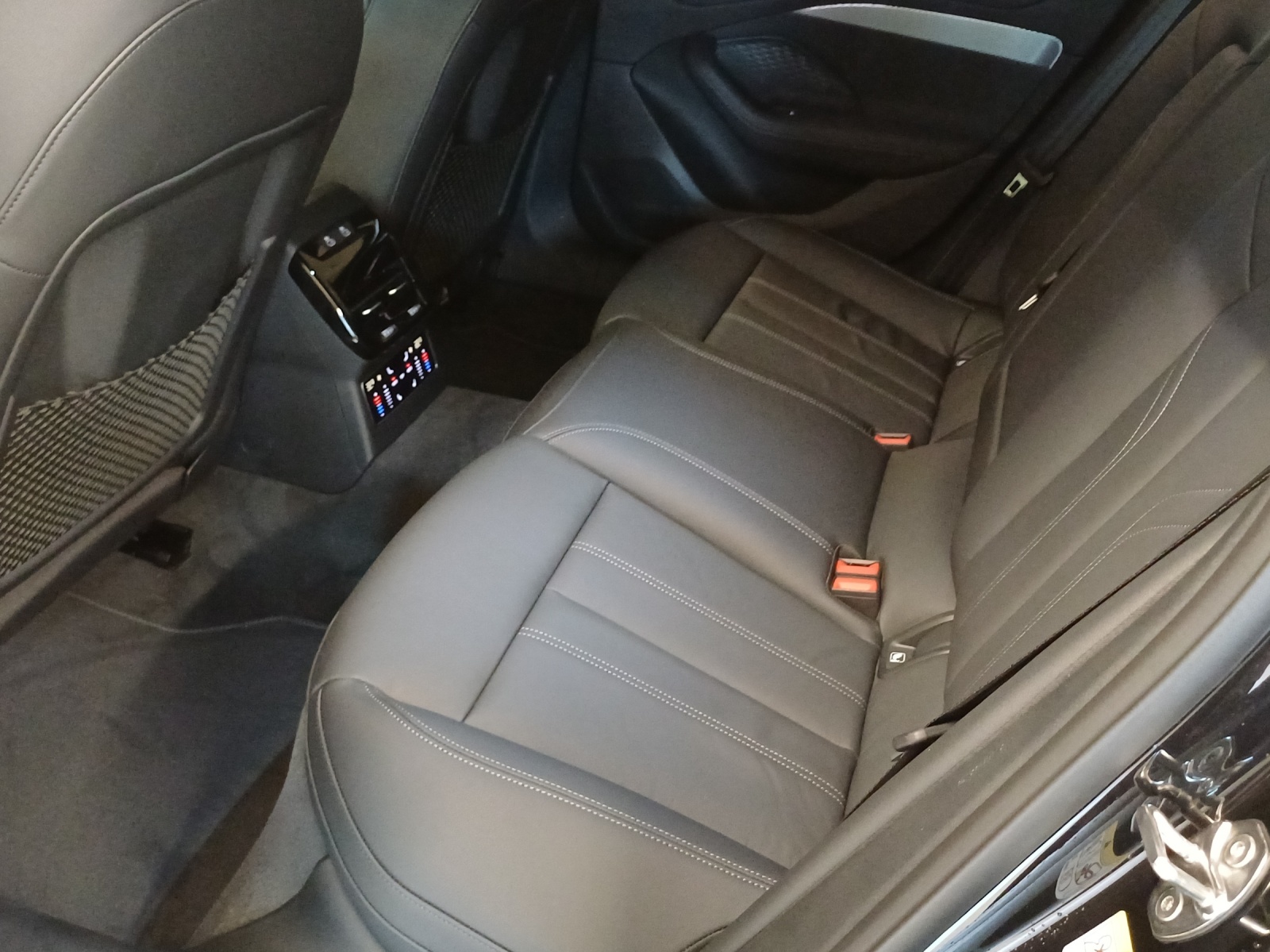 AUDI A6 Avant TFSI quattro 270 kW S tronic - 12