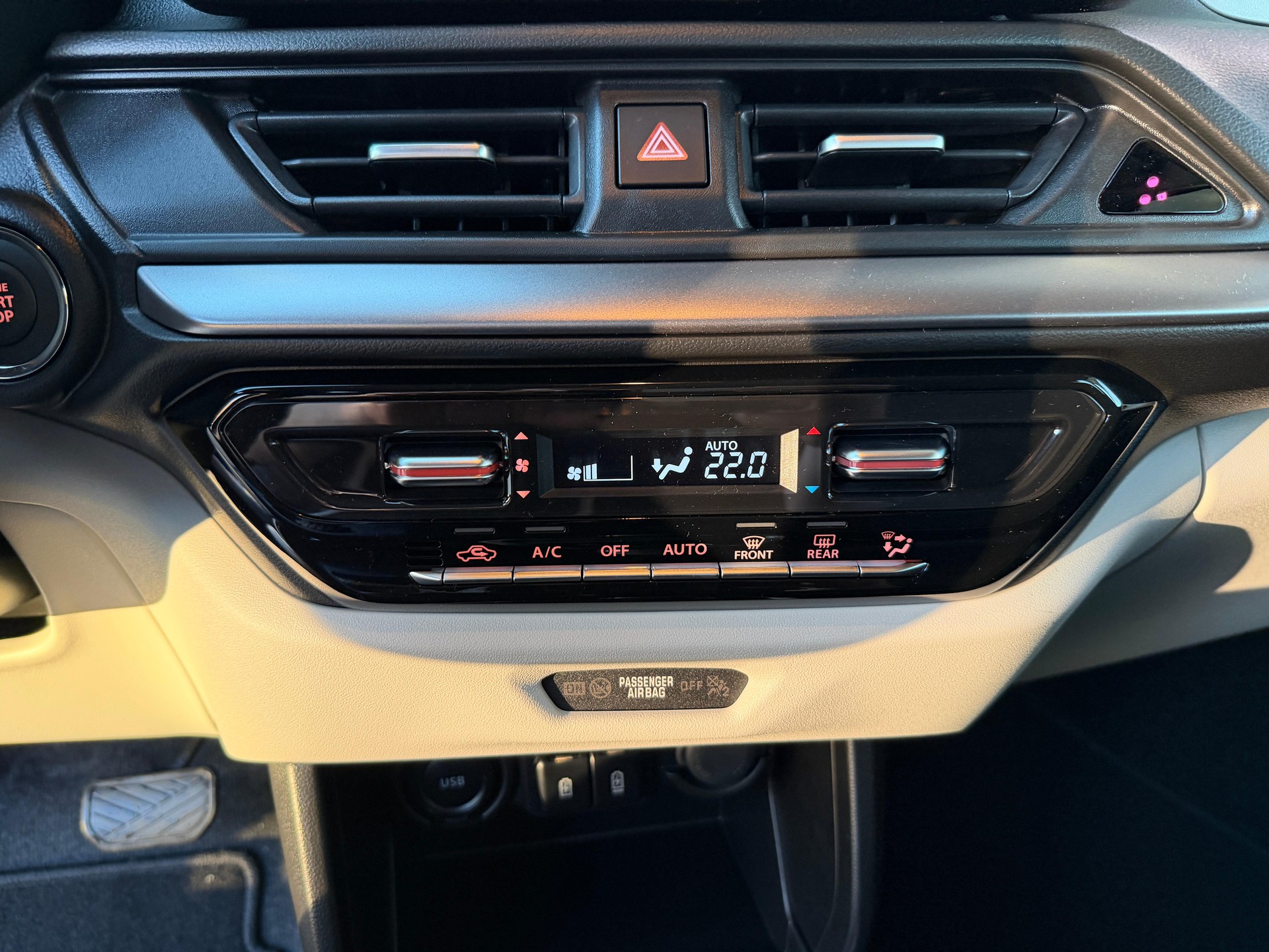 SUZUKI Swift 1.2 Sakura Top Hybrid - 15