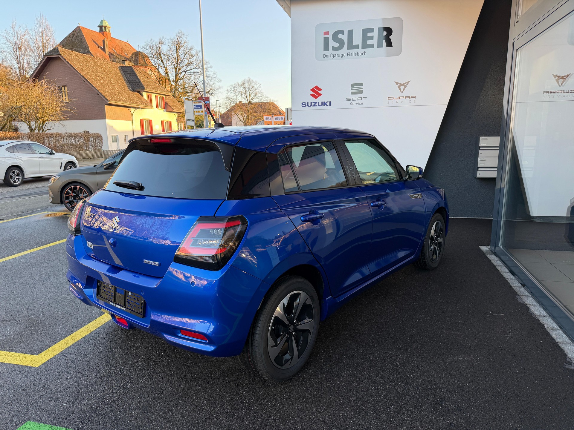 SUZUKI Swift 1.2 Sakura Top Hybrid - 6