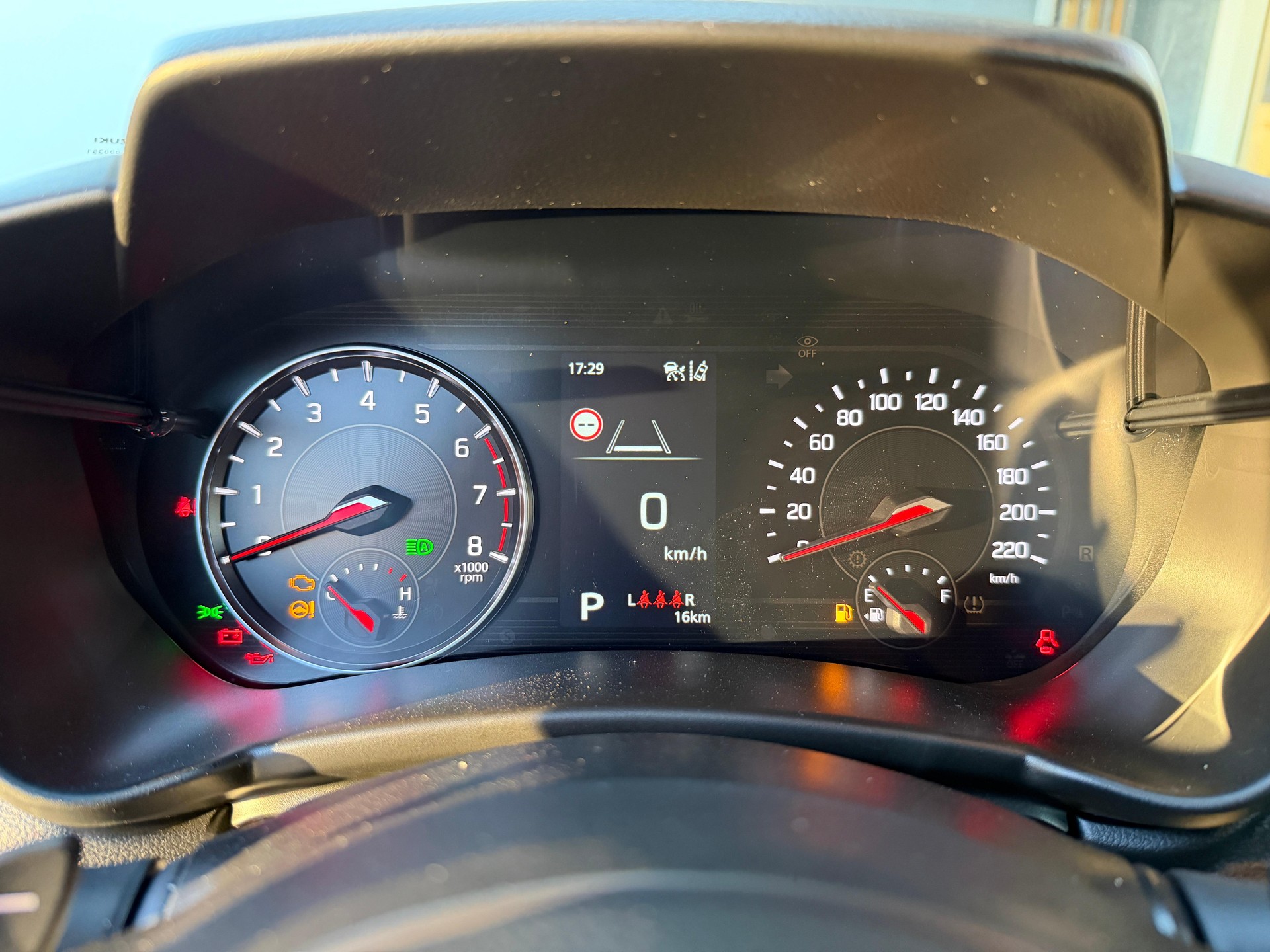 SUZUKI Swift 1.2 Sakura Top Hybrid - 11