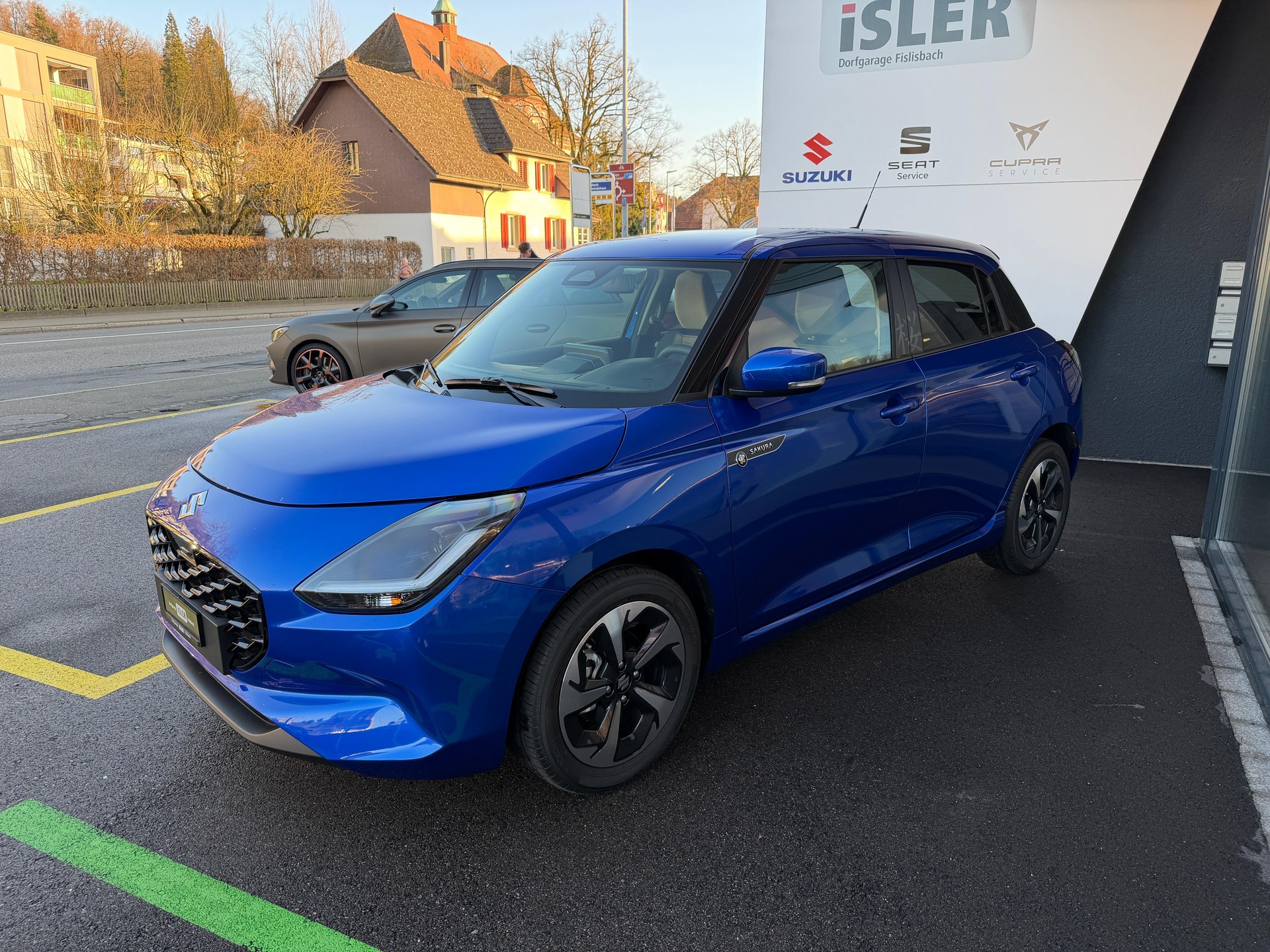SUZUKI Swift 1.2 Sakura Top Hybrid - 3