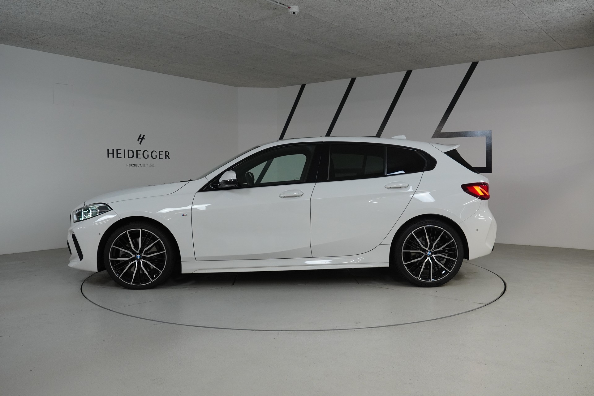 BMW 120d xDrive Steptronic Pure M Sport - 4