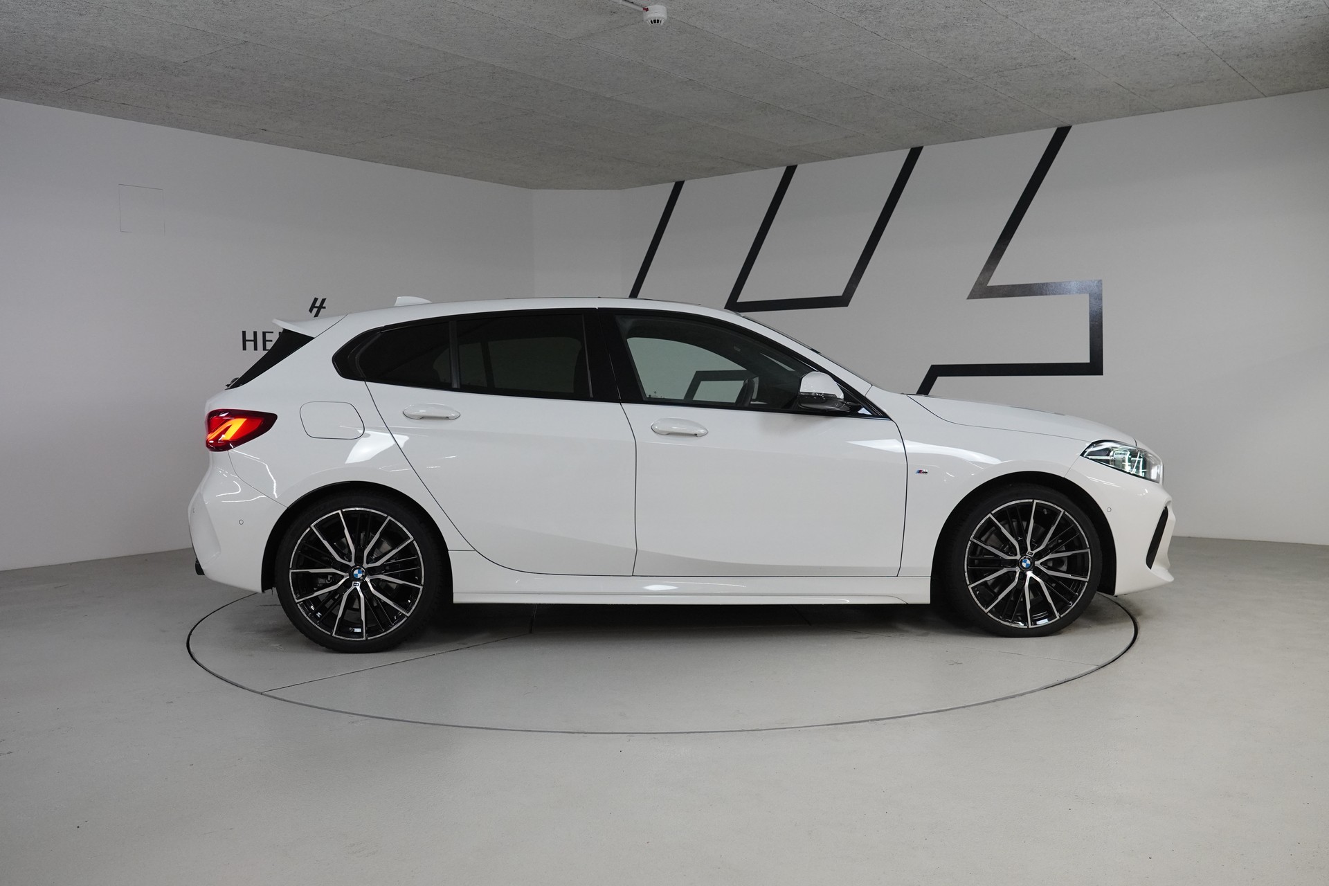 BMW 120d xDrive Steptronic Pure M Sport - 8