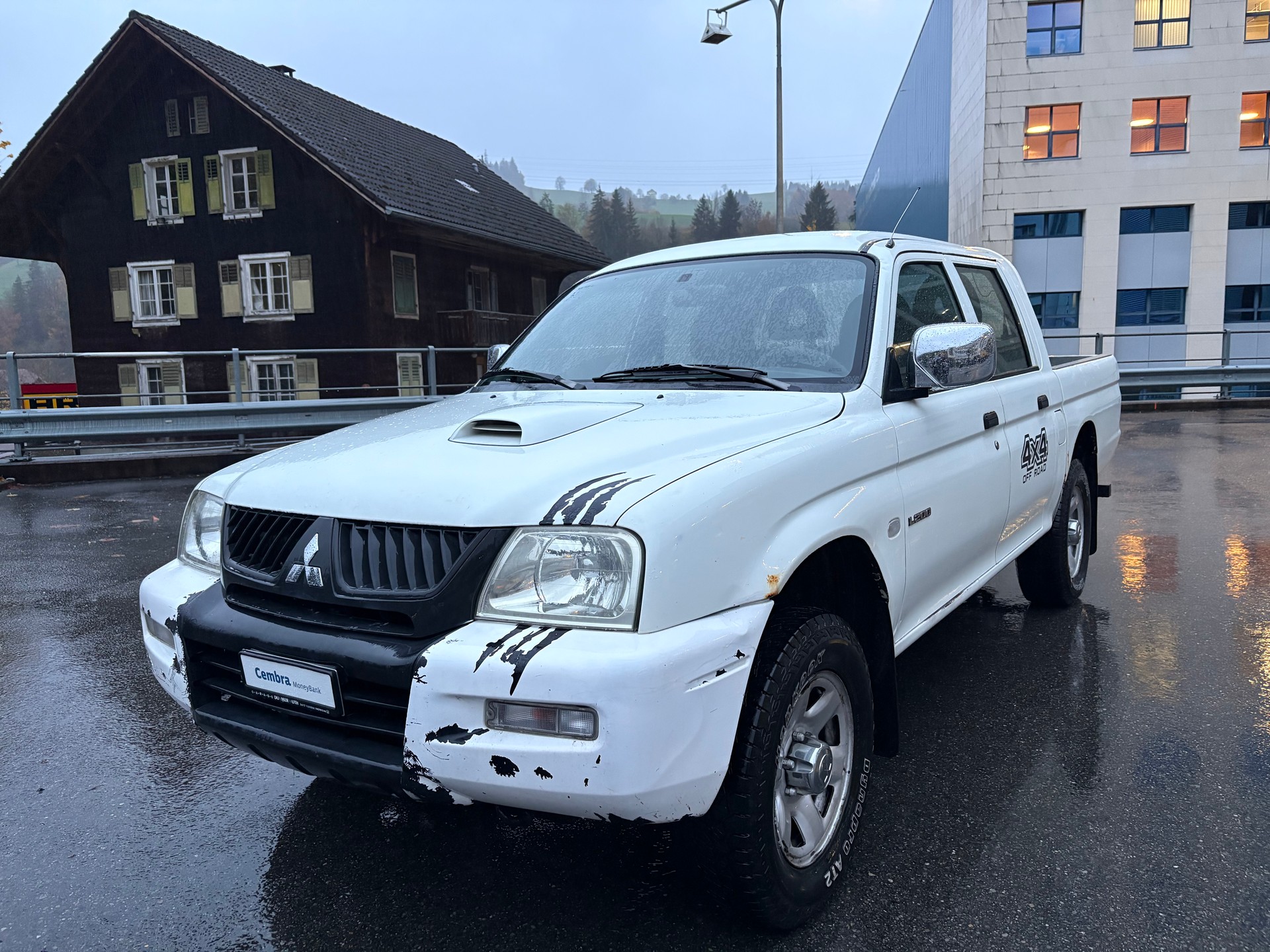 MITSUBISHI L 200 Intense 2.5TDi - 2