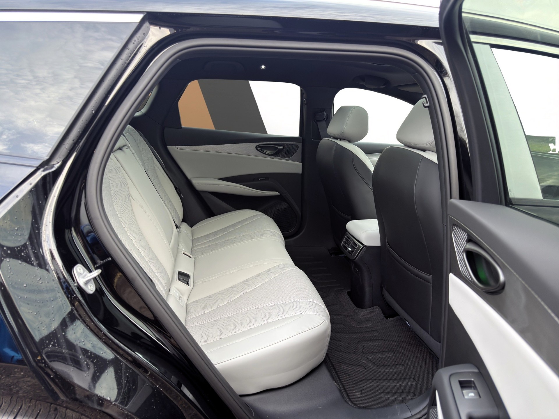 BYD Seal 6 DM-i Touring Comfort - 12