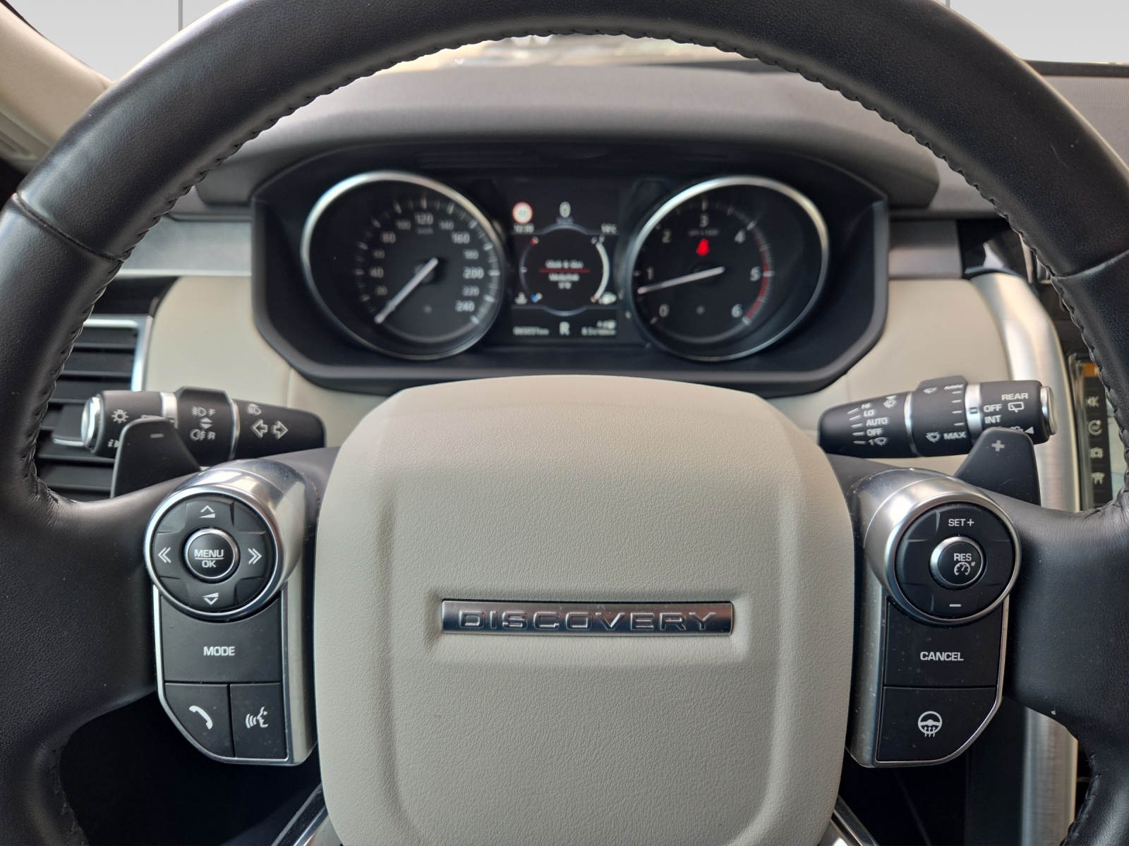 LAND ROVER Discovery 3.0 TD6 First Edition Automatic - 15