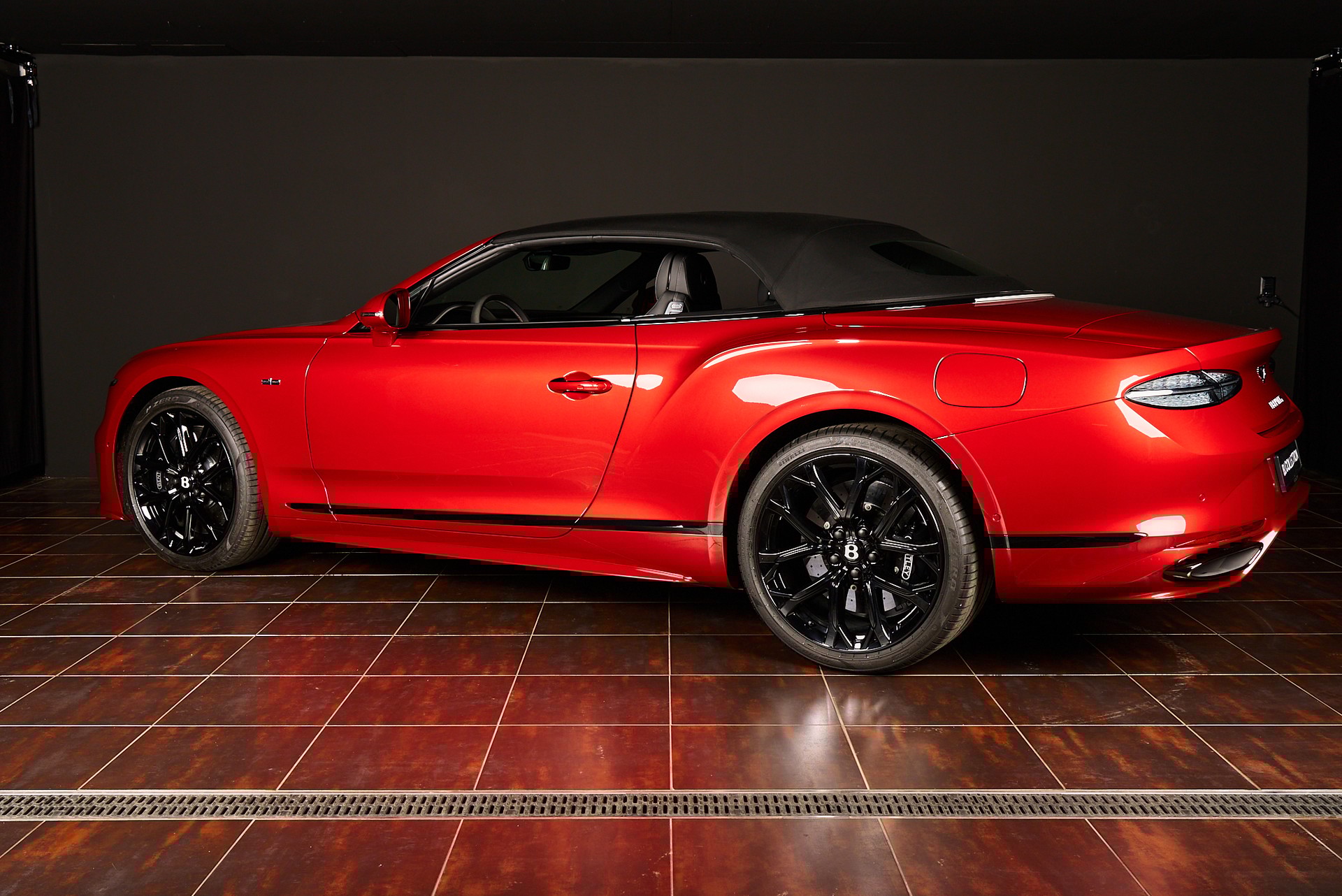 BENTLEY Continental GTC Speed V8 Hybrid First Edition - 10