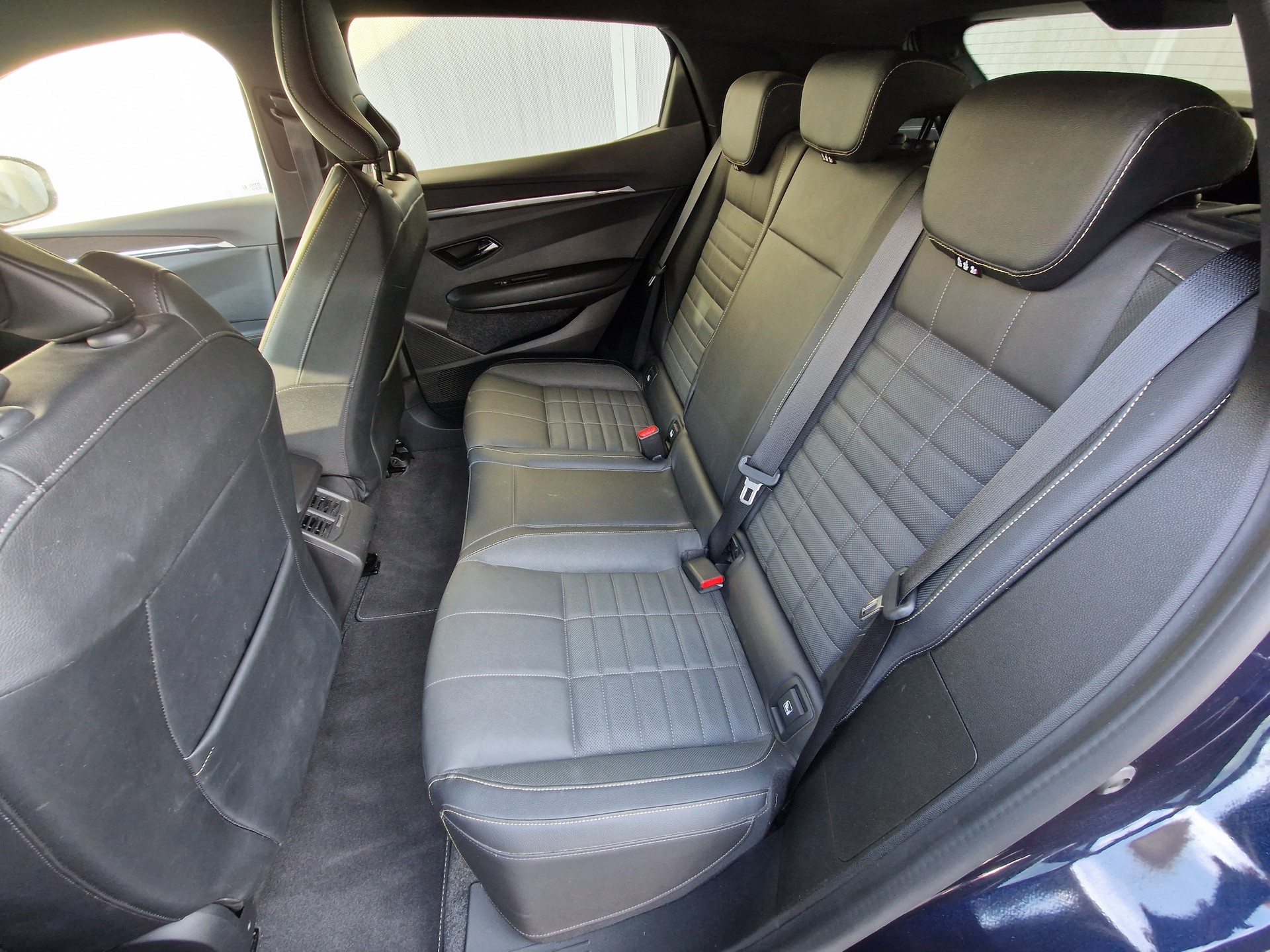 RENAULT Mégane E-TECH EV60 Iconic - 6