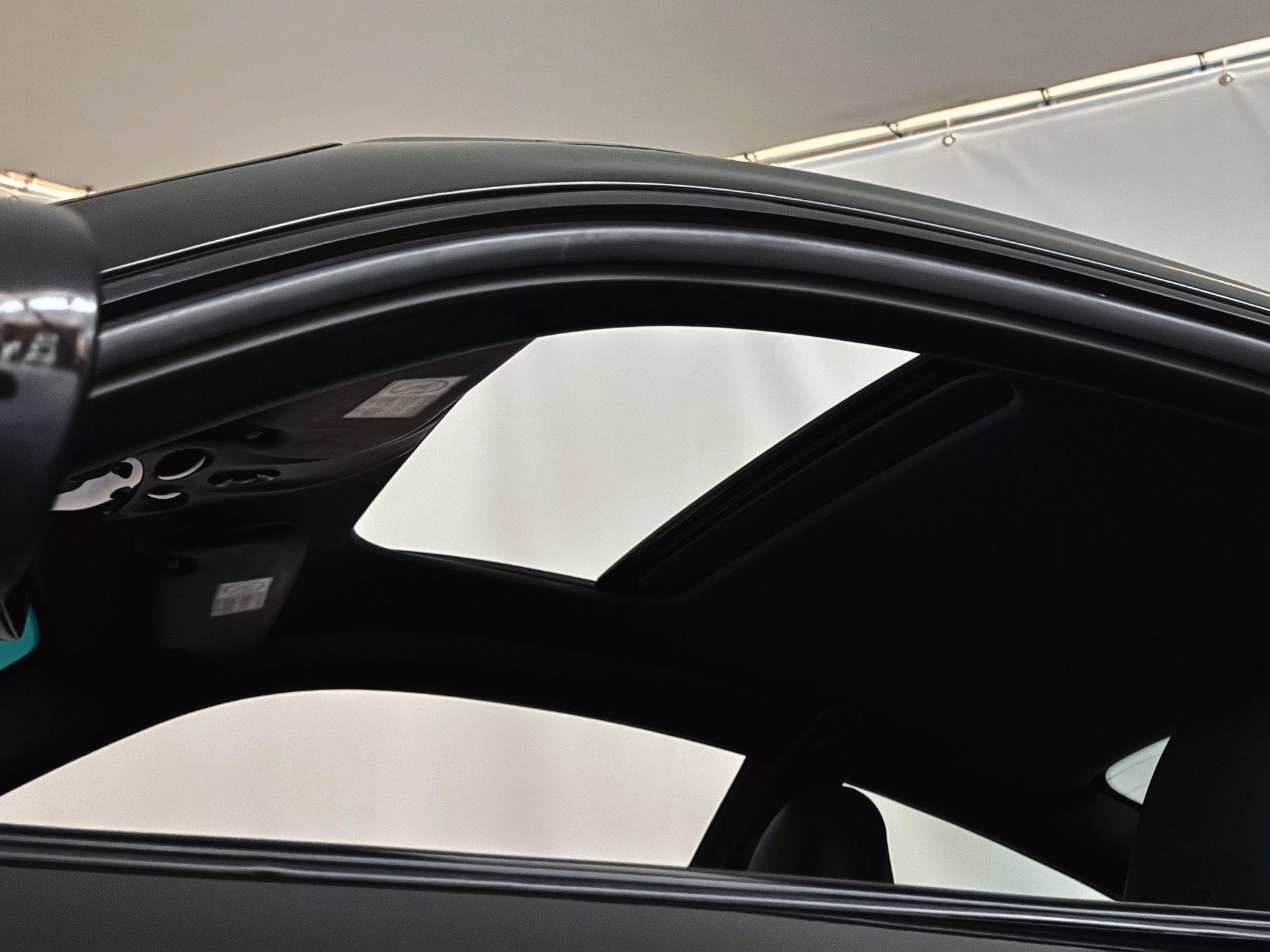 PORSCHE 911 Carrera 4 S - 19