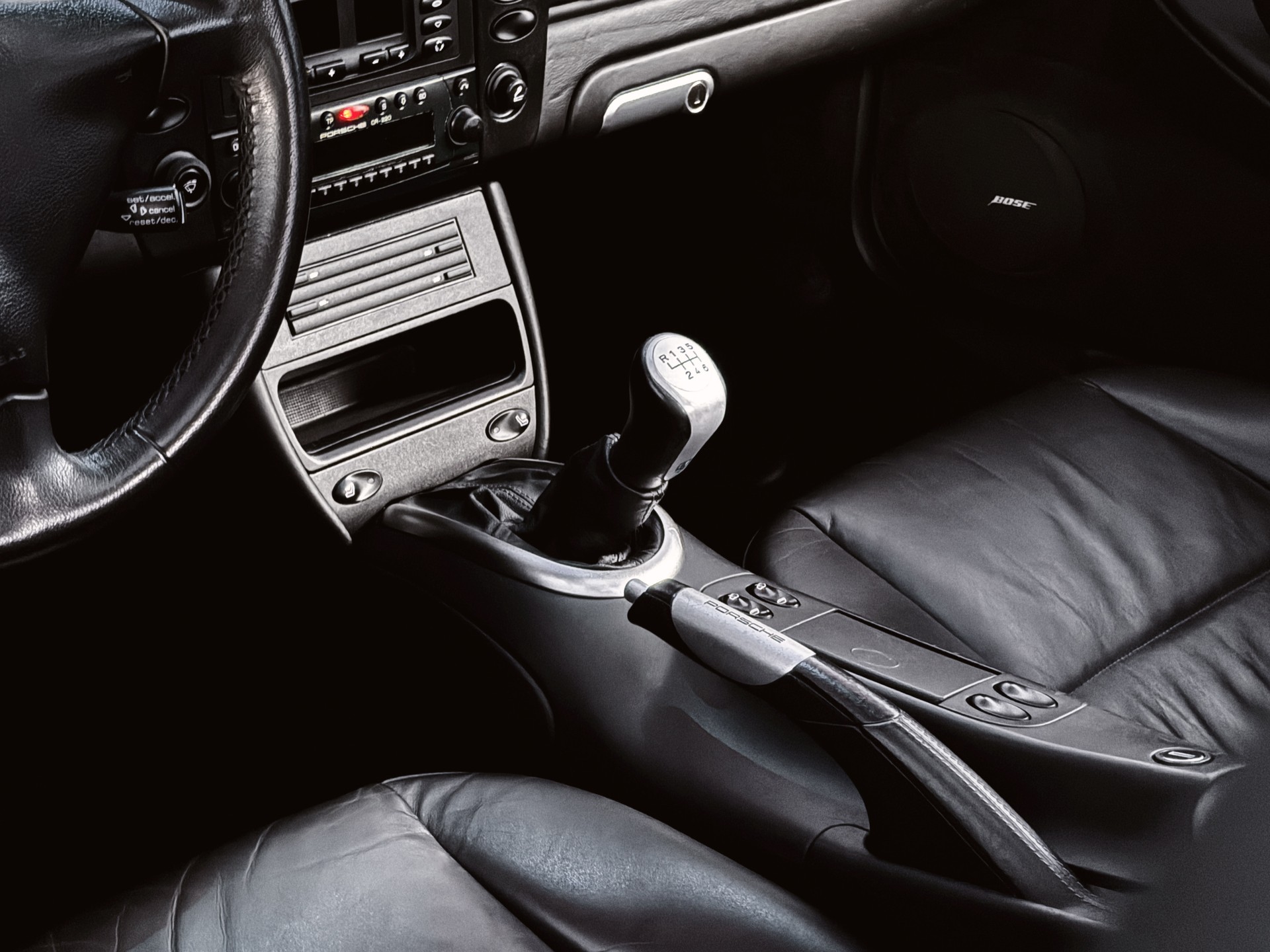 PORSCHE 911 Carrera 4 S - 23