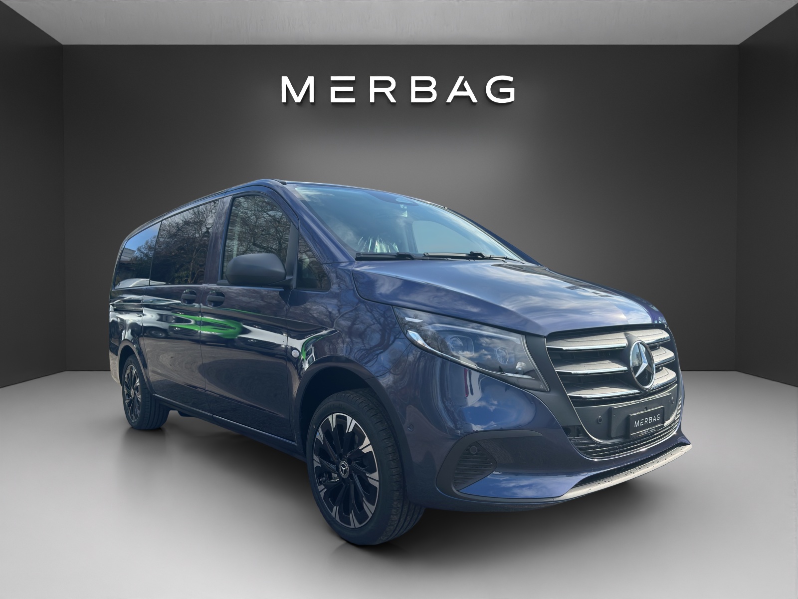 MERCEDES-BENZ Vito 116 CDI Lang Tourer 9G-Tronic 4M Select