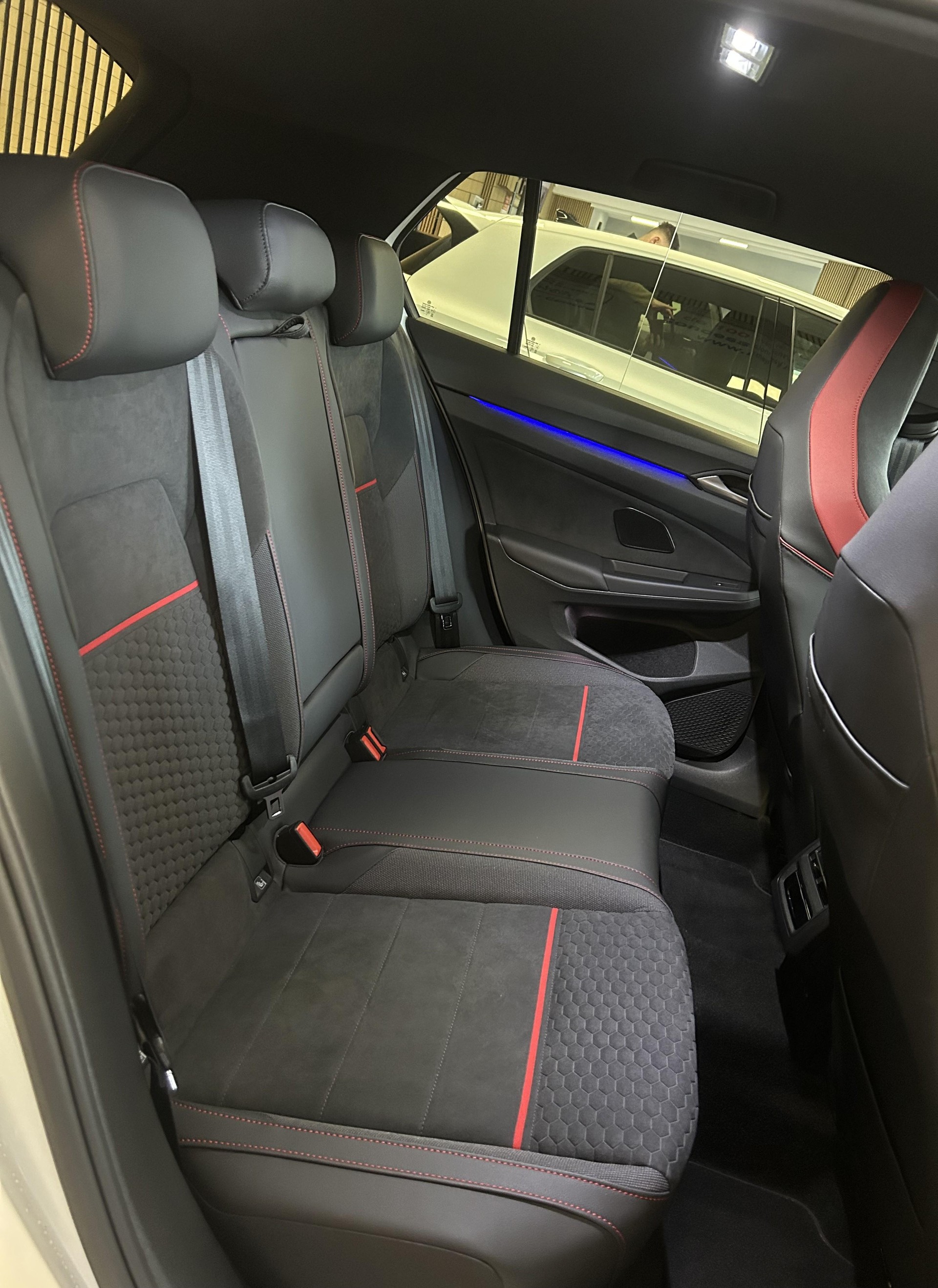 VW Golf VIII 2.0 TSI GTI Clubsport DSG - 19