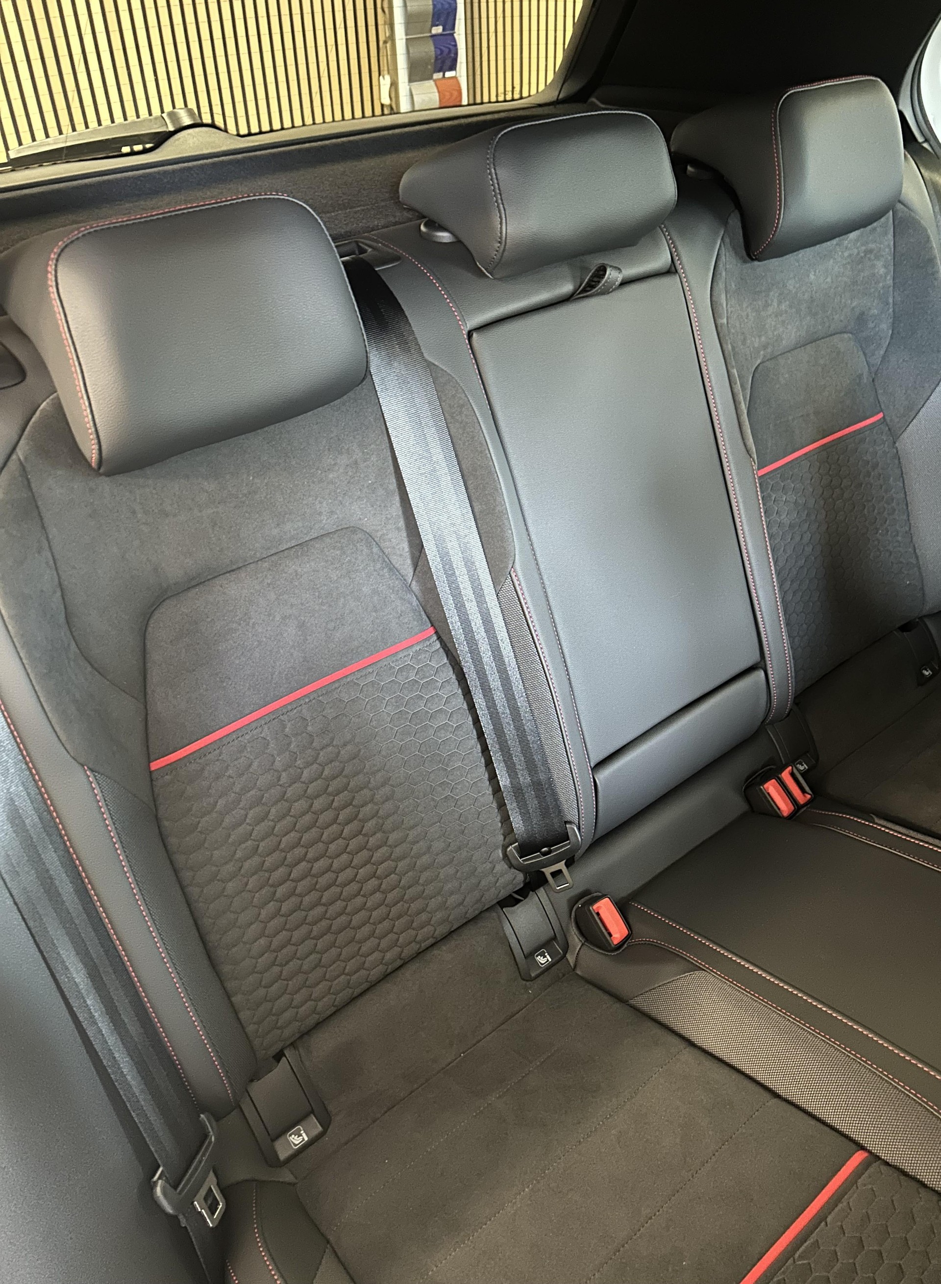 VW Golf VIII 2.0 TSI GTI Clubsport DSG - 20