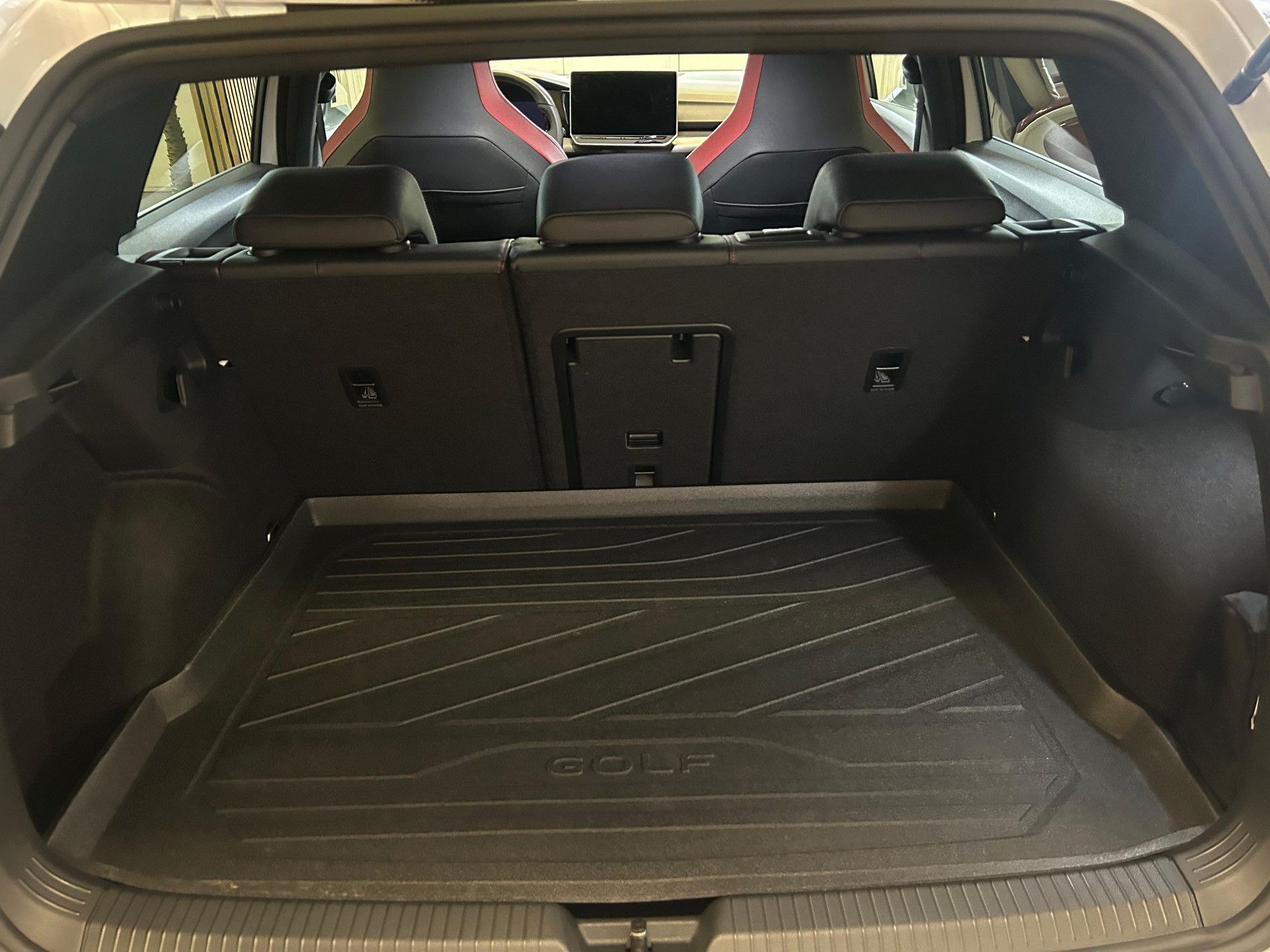 VW Golf VIII 2.0 TSI GTI Clubsport DSG - 21