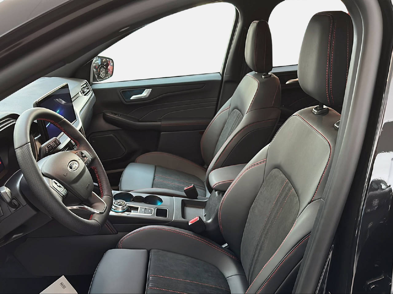 FORD Kuga 2.5 Hybrid ST-Line X 4x4 - 12