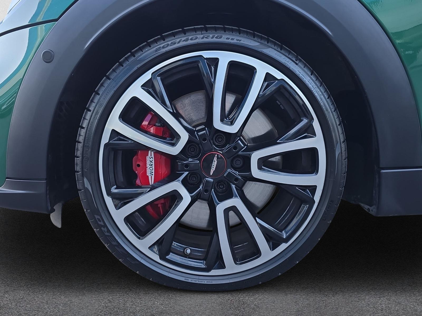 MINI Cabrio F57 2.0i John Cooper Works SAG - 17