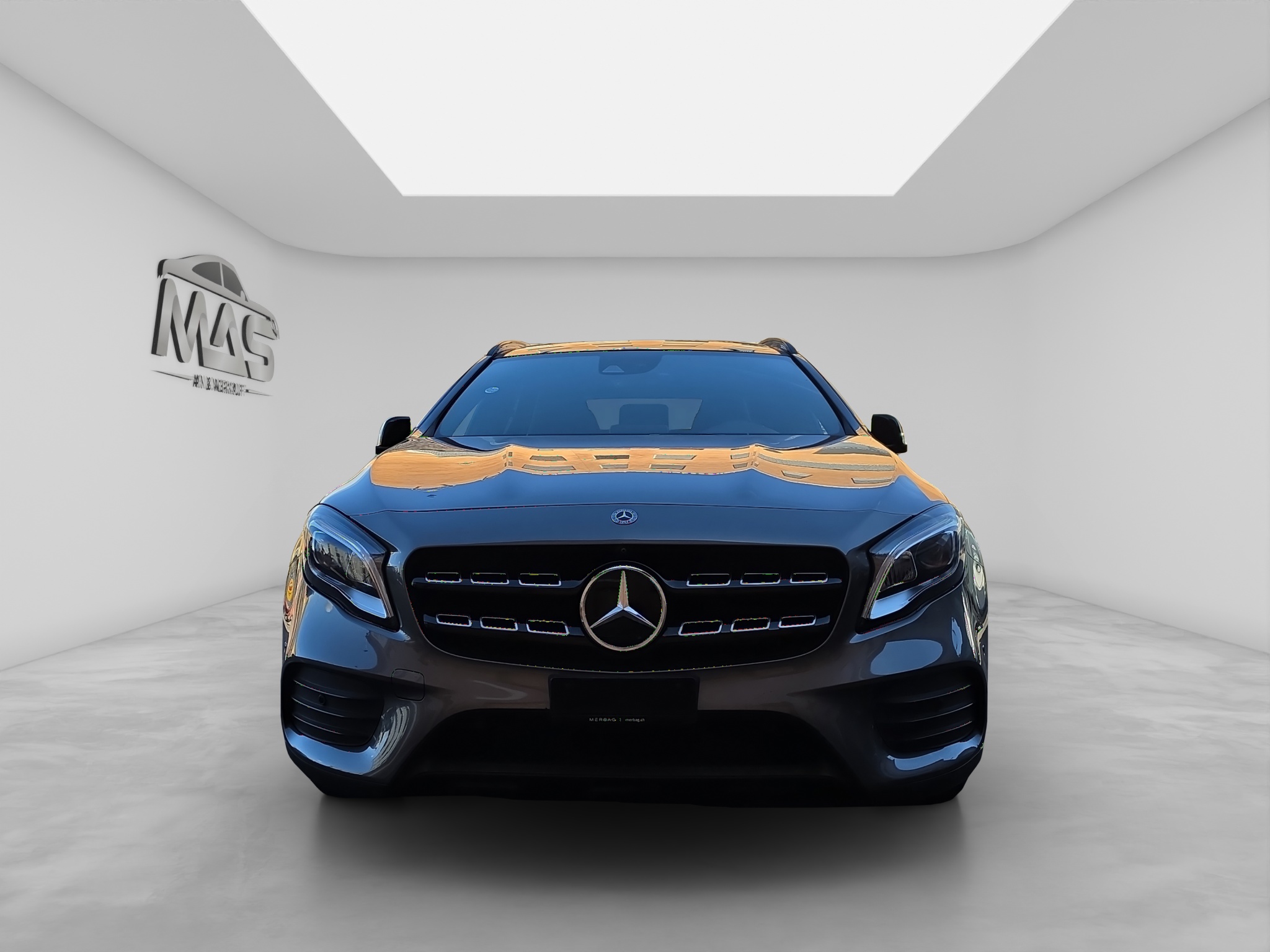 MERCEDES-BENZ GLA 250 2