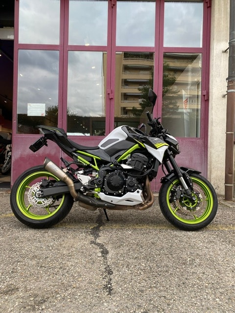 KAWASAKI Z 900 - 3