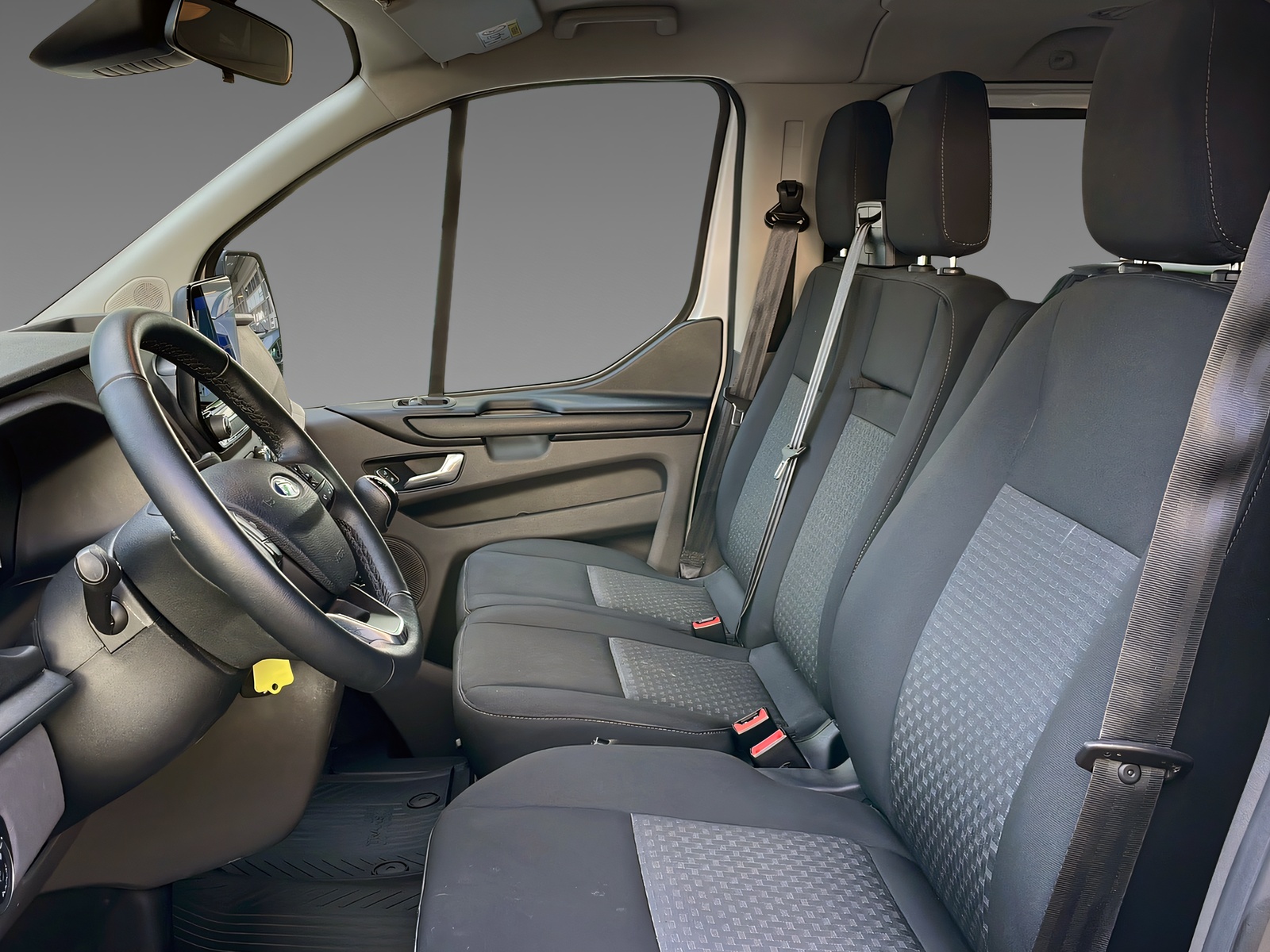 FORD Transit C Kombi 320 L2 Transit C Kombi 320 L2 9 Plätzer - 6