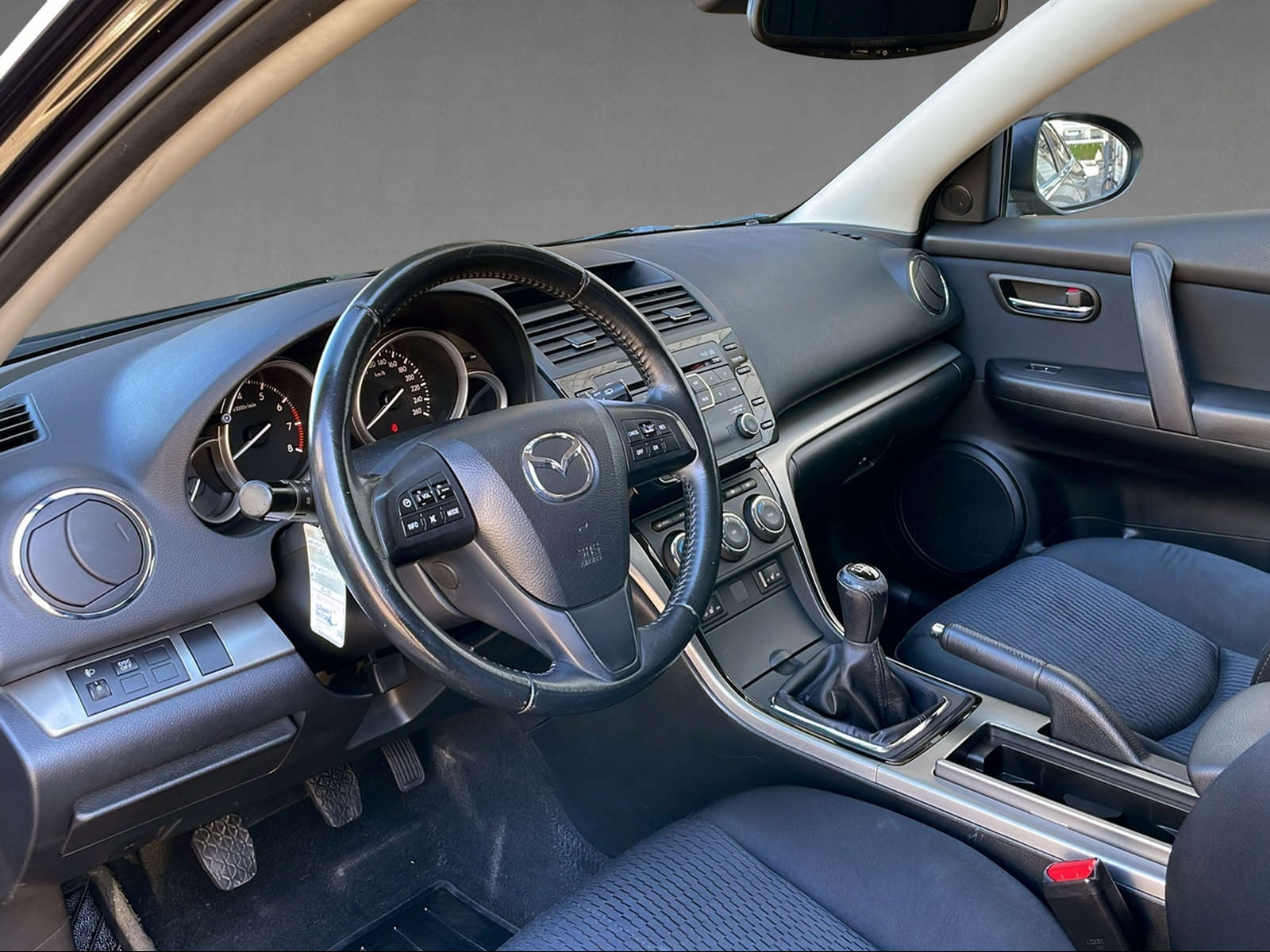 MAZDA 6 Station Wagon 2.0 DISI Exclusive - 5