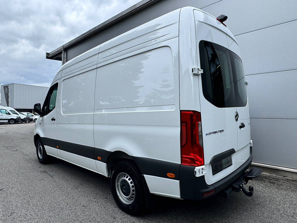 MERCEDES-BENZ eSprinter 320 Kasten Pro Worker 3665 S 81 kWh - 3