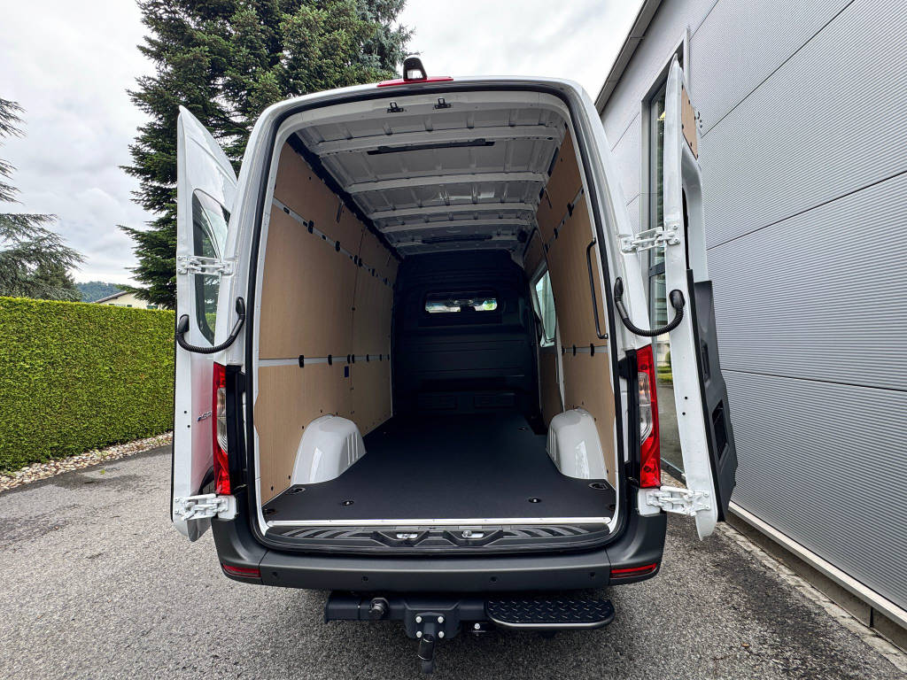 MERCEDES-BENZ eSprinter 320 Kasten Pro Worker 3665 S 81 kWh - 5