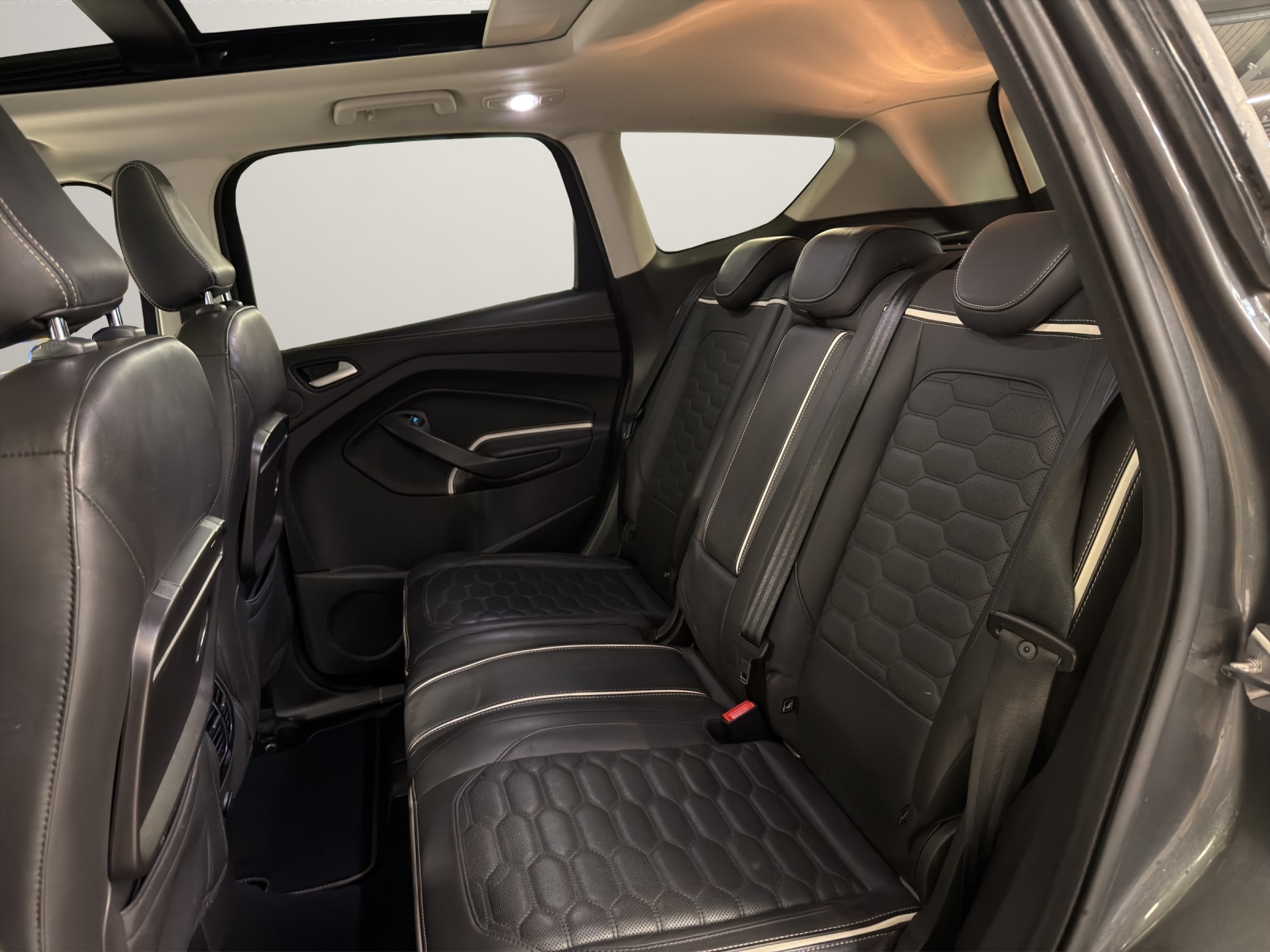 FORD Kuga 2.0 TDCi 180 Vignale FPS - 15