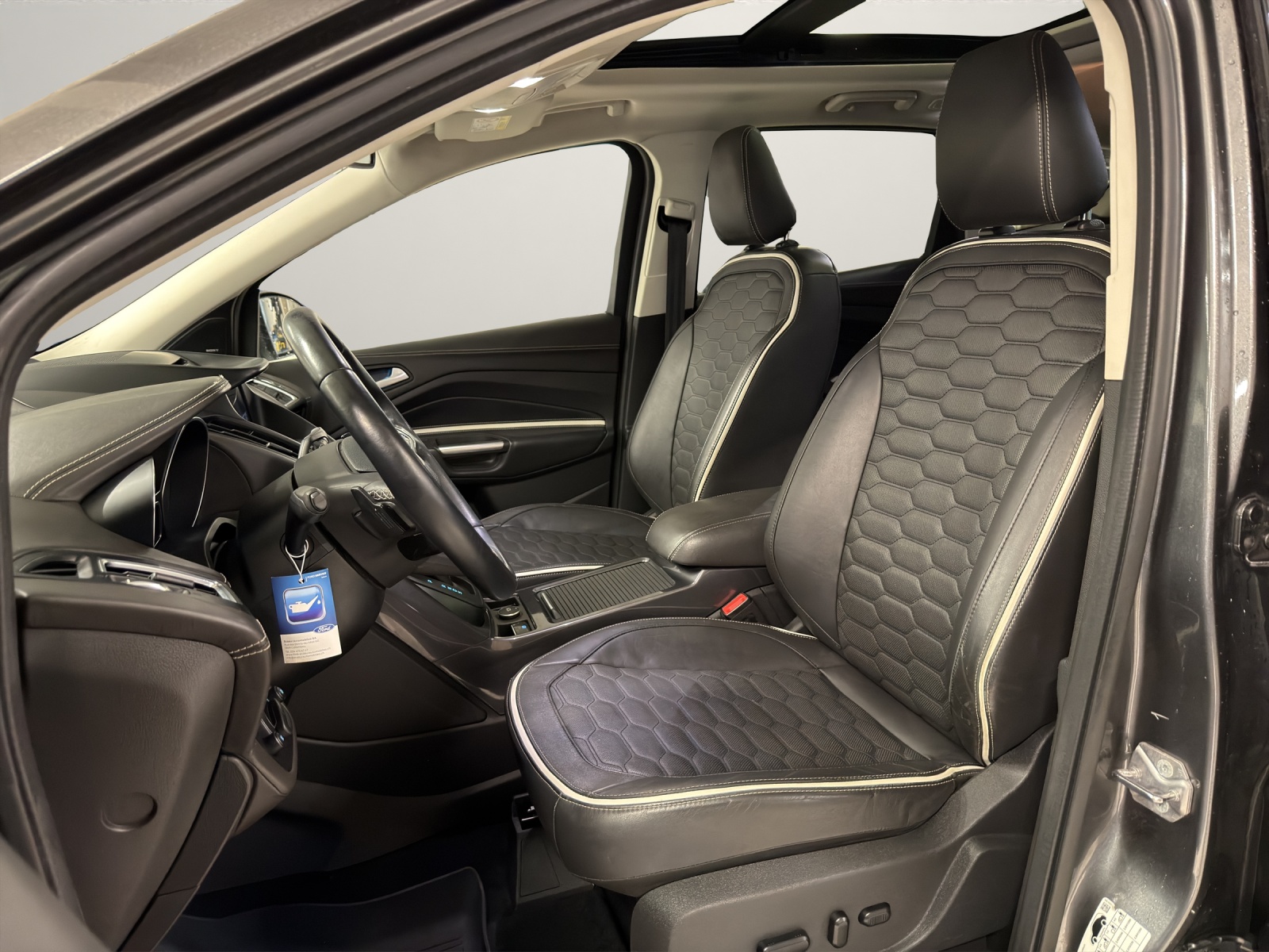 FORD Kuga 2.0 TDCi 180 Vignale FPS - 13