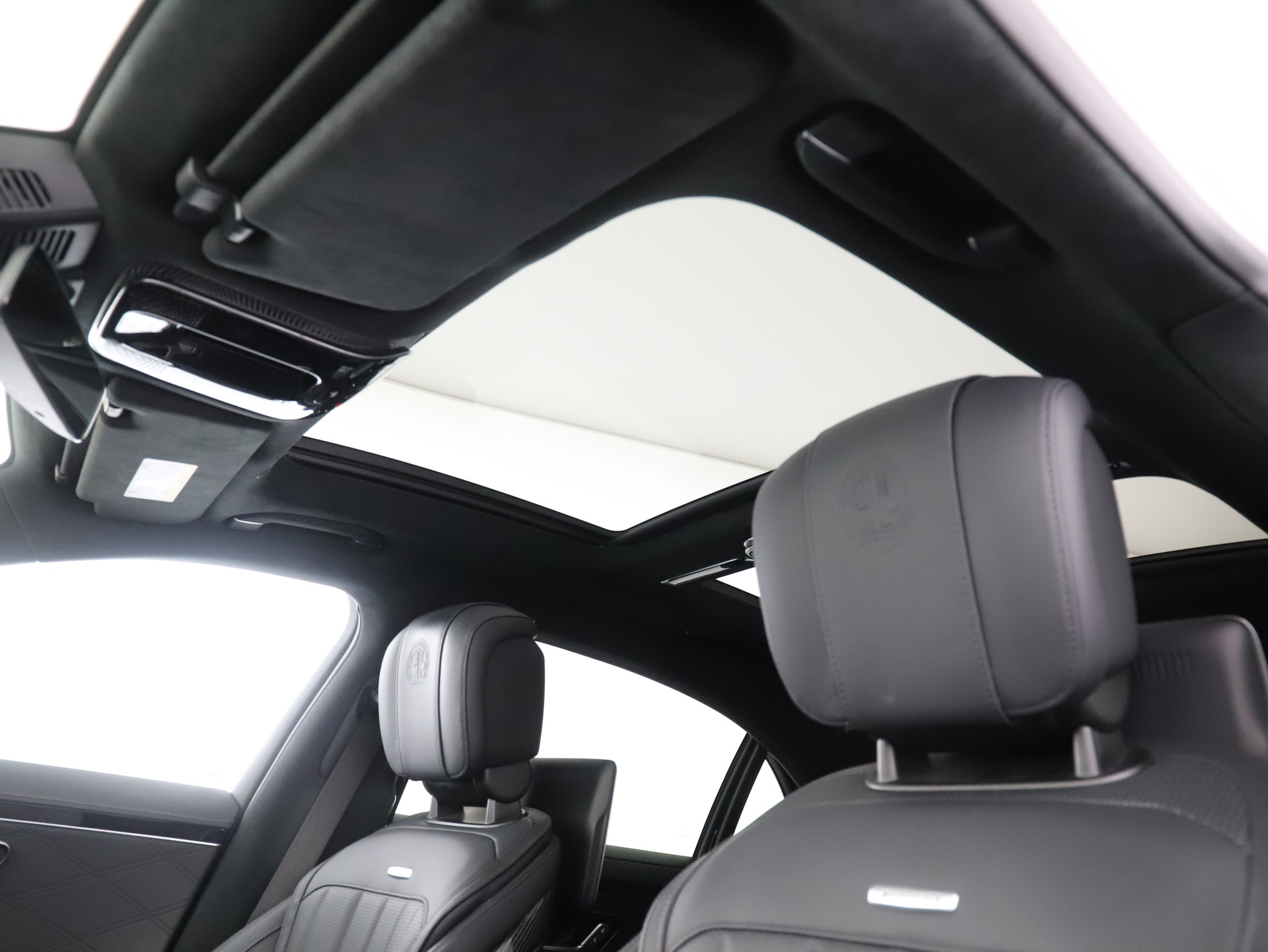 MERCEDES-BENZ S 63 AMG E Perf. Business - 15