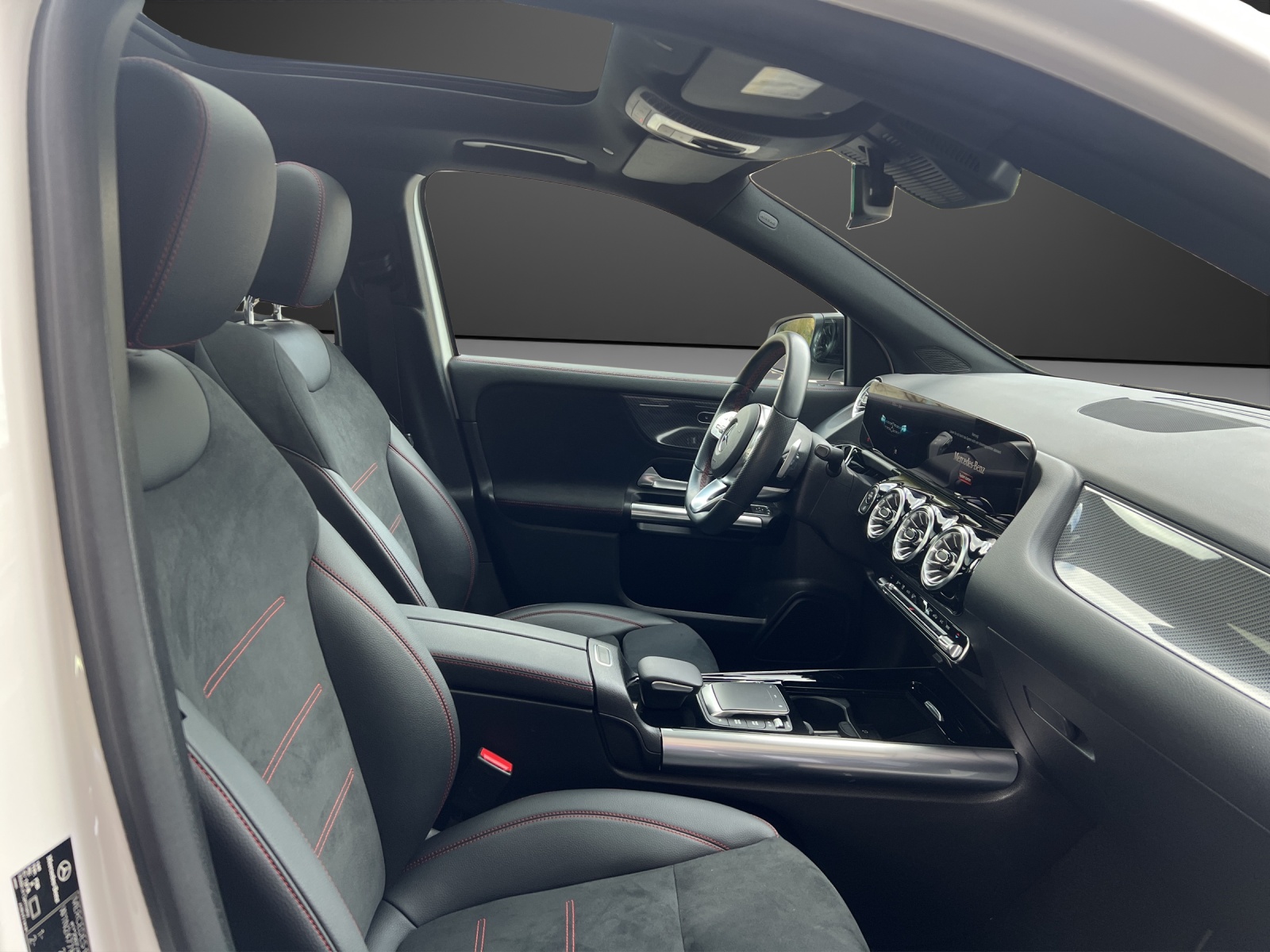 MERCEDES-BENZ GLA 200 4Matic AMG Line 8G-DCT - 13