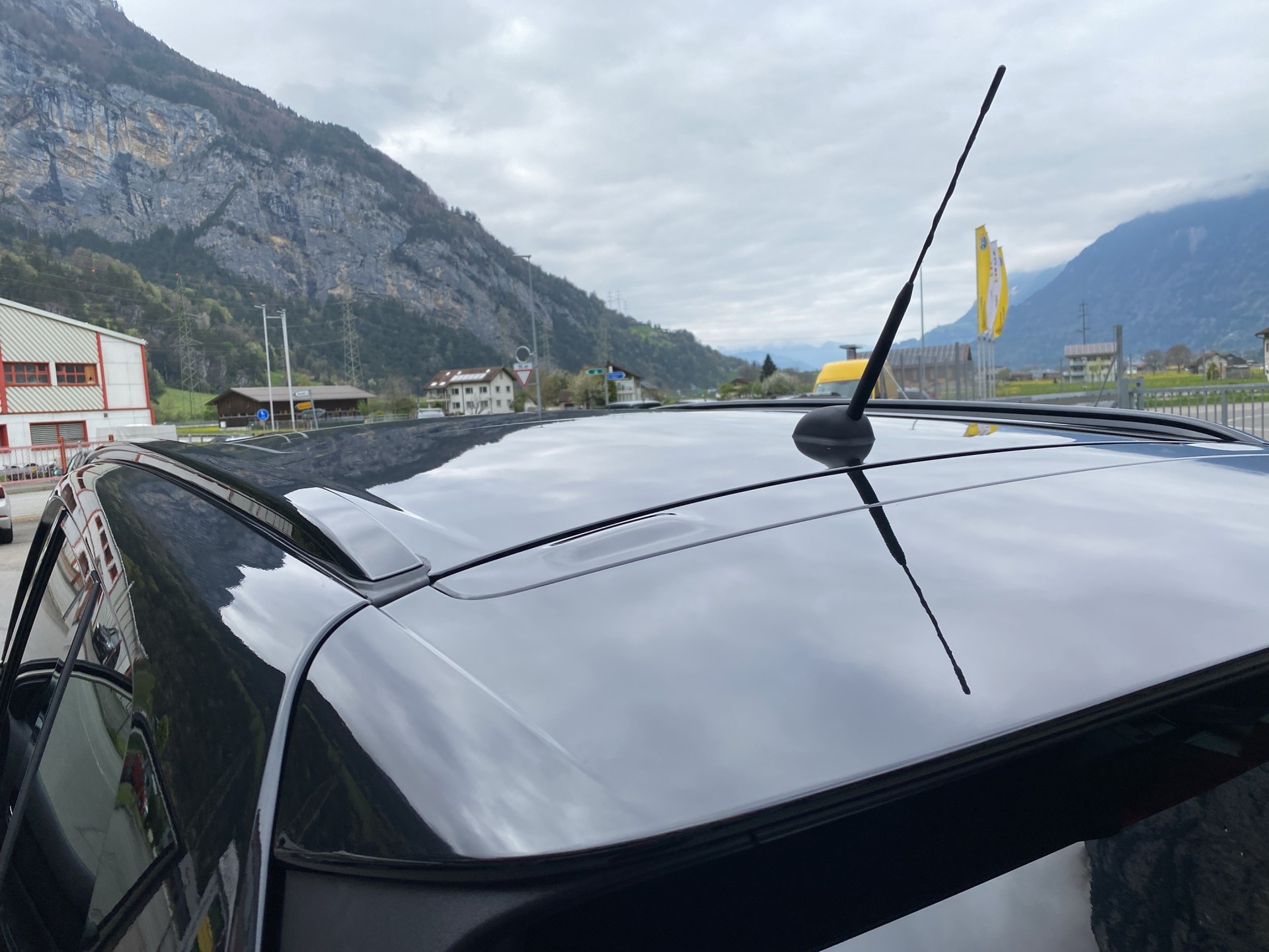 SUZUKI Vitara 1.4 Boosterjet Black Edition Top 4x4 Hybrid Automatic - 9