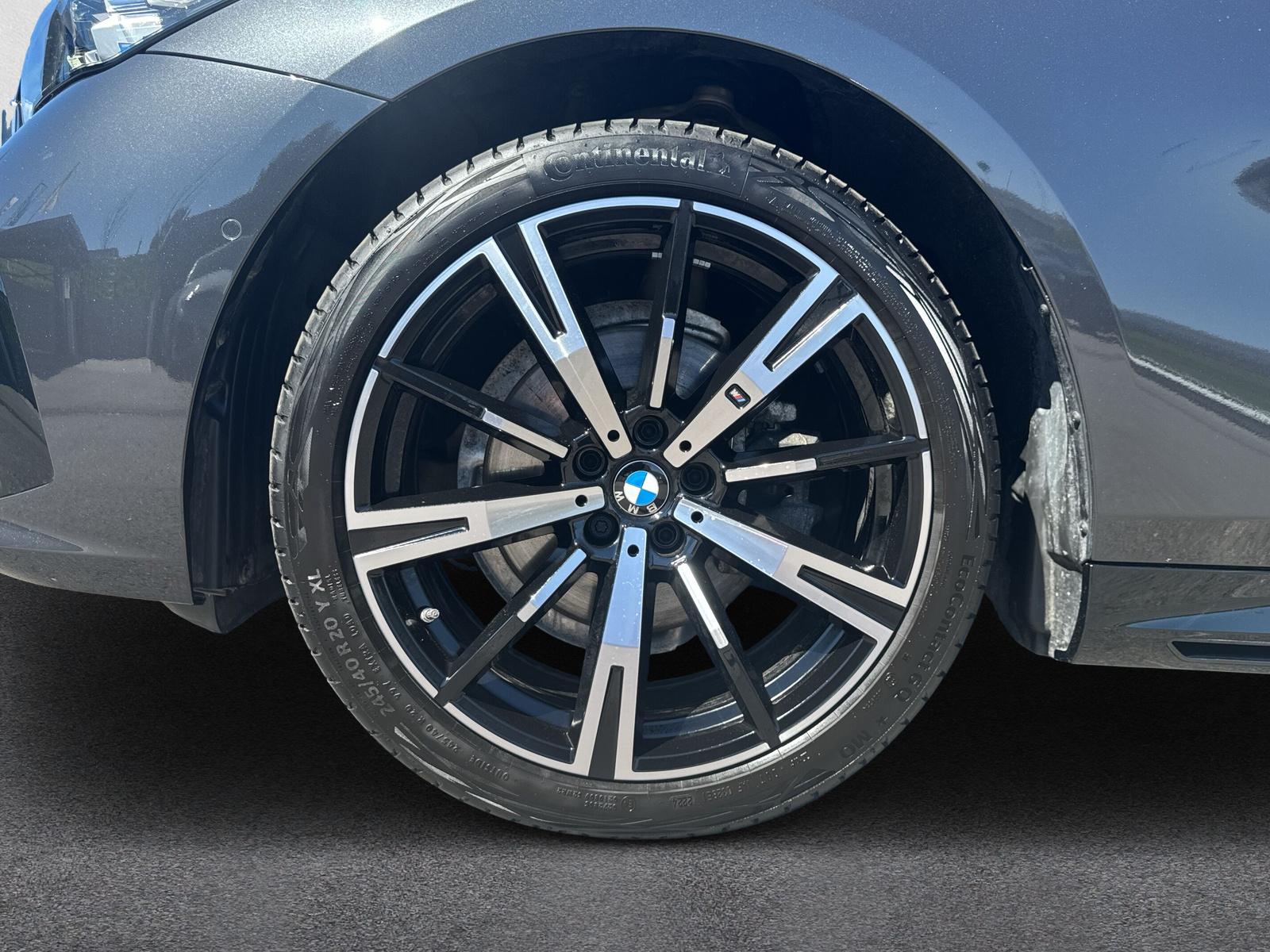 BMW 520d M Sport xDrive Touring G61 (CH) AHK 2.0T 📍 - 9