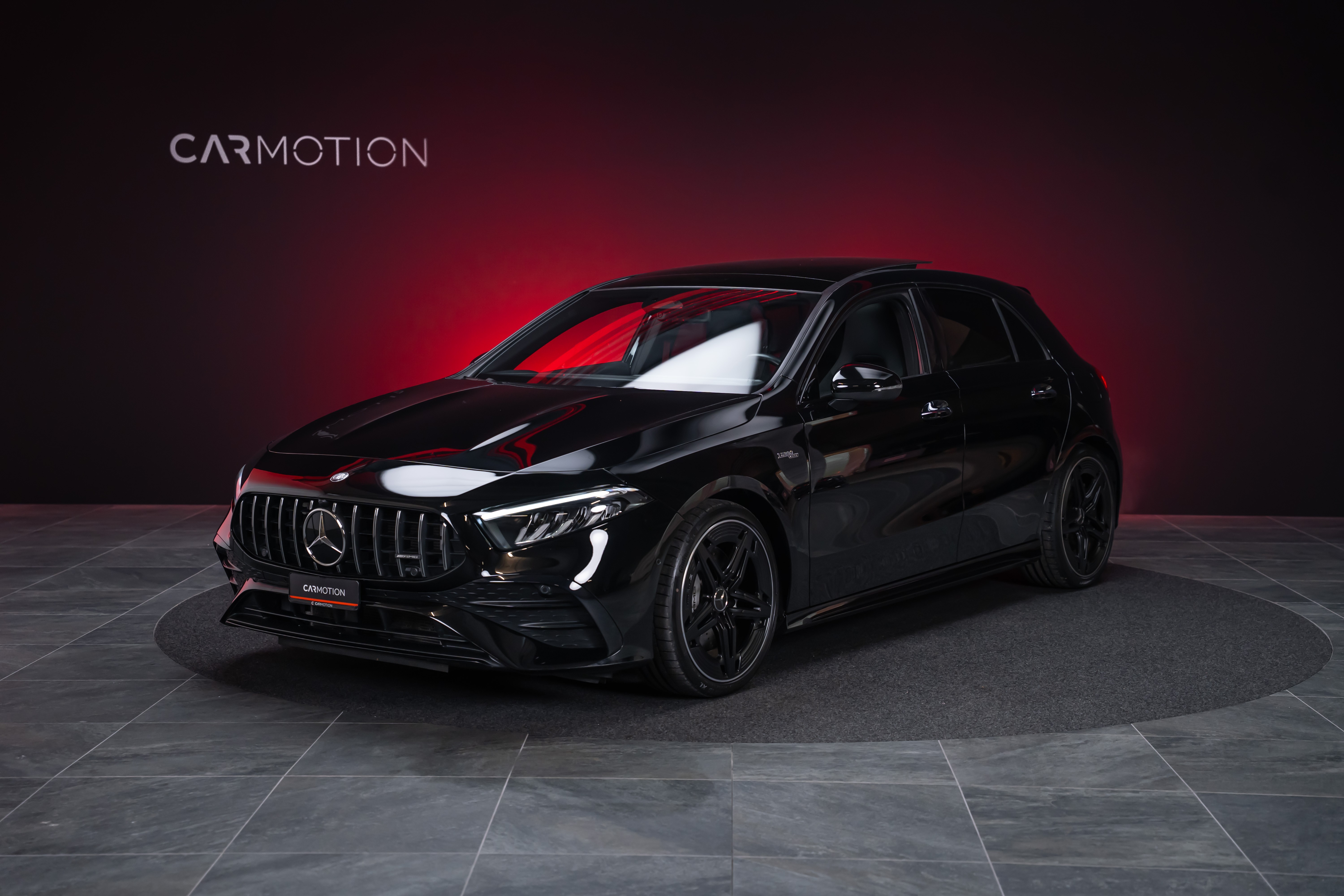 A 35 AMG 4matic / Facelift / Panorama-Schiebedach / Rückfahrkamera
