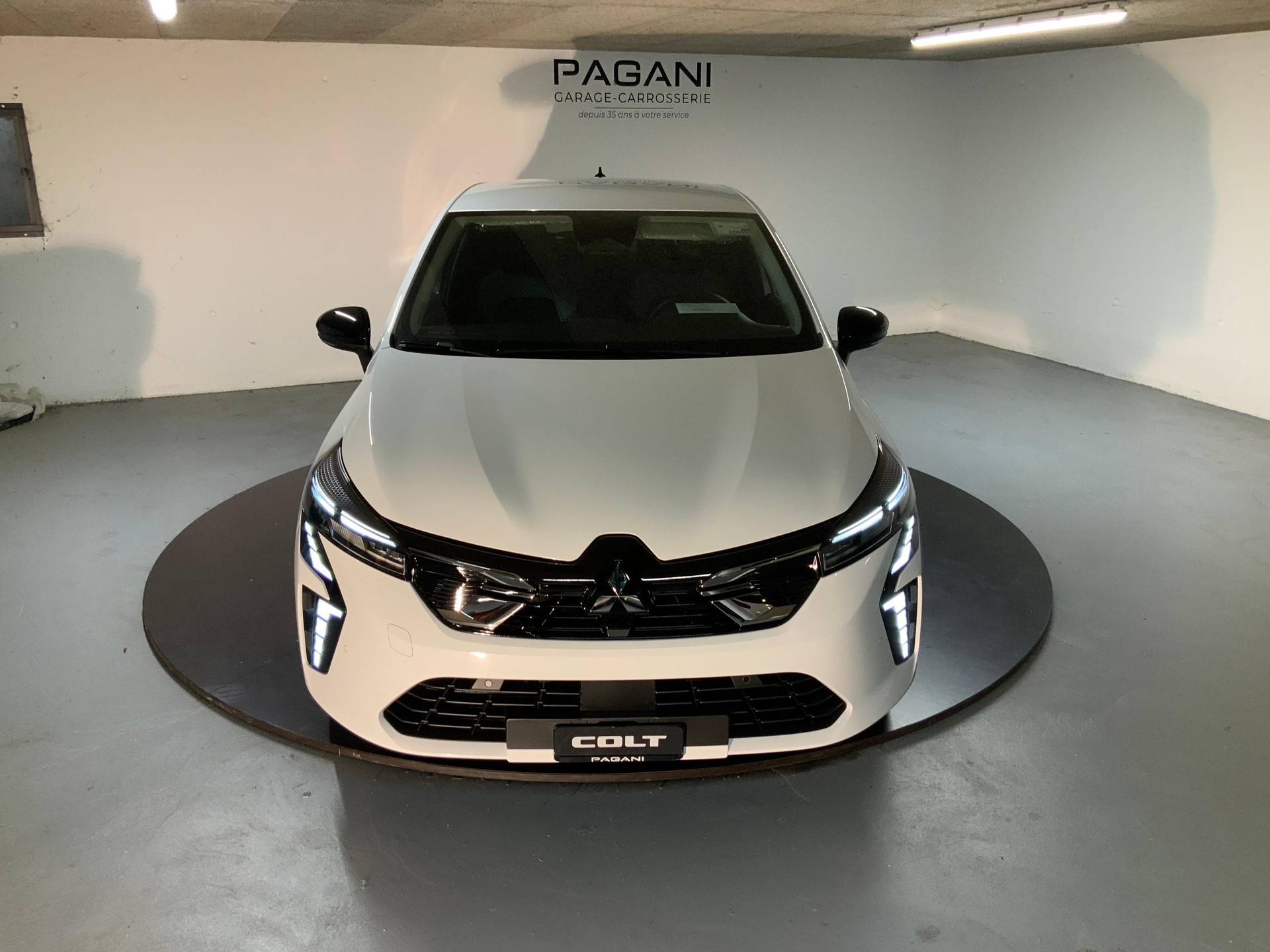 MITSUBISHI Colt 1.6 HEV Invite+