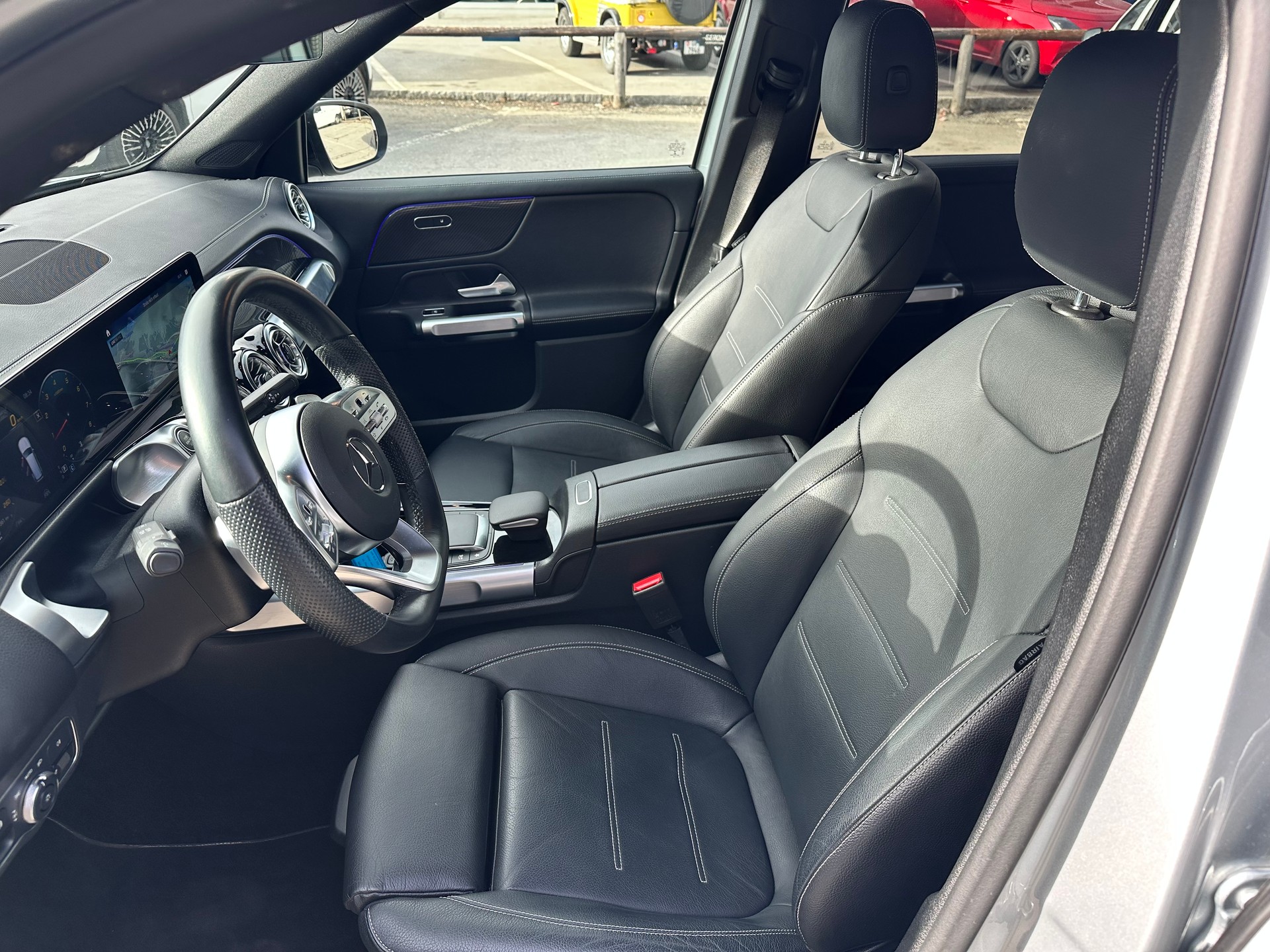 MERCEDES-BENZ GLB 250 AMG Line 4matic - 11