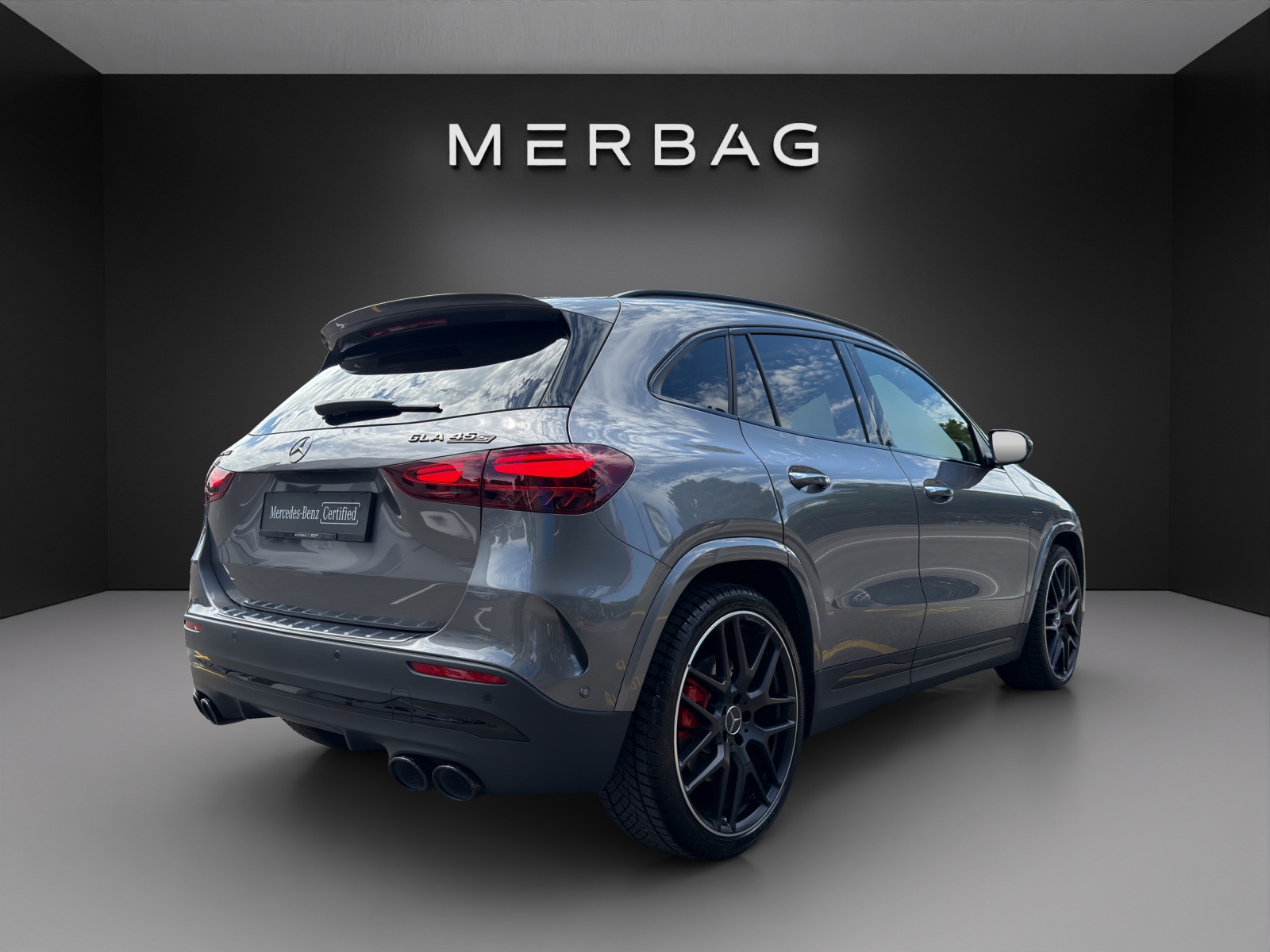 MERCEDES-BENZ GLA AMG 45 S 4Matic+ 8G-DCT - 3