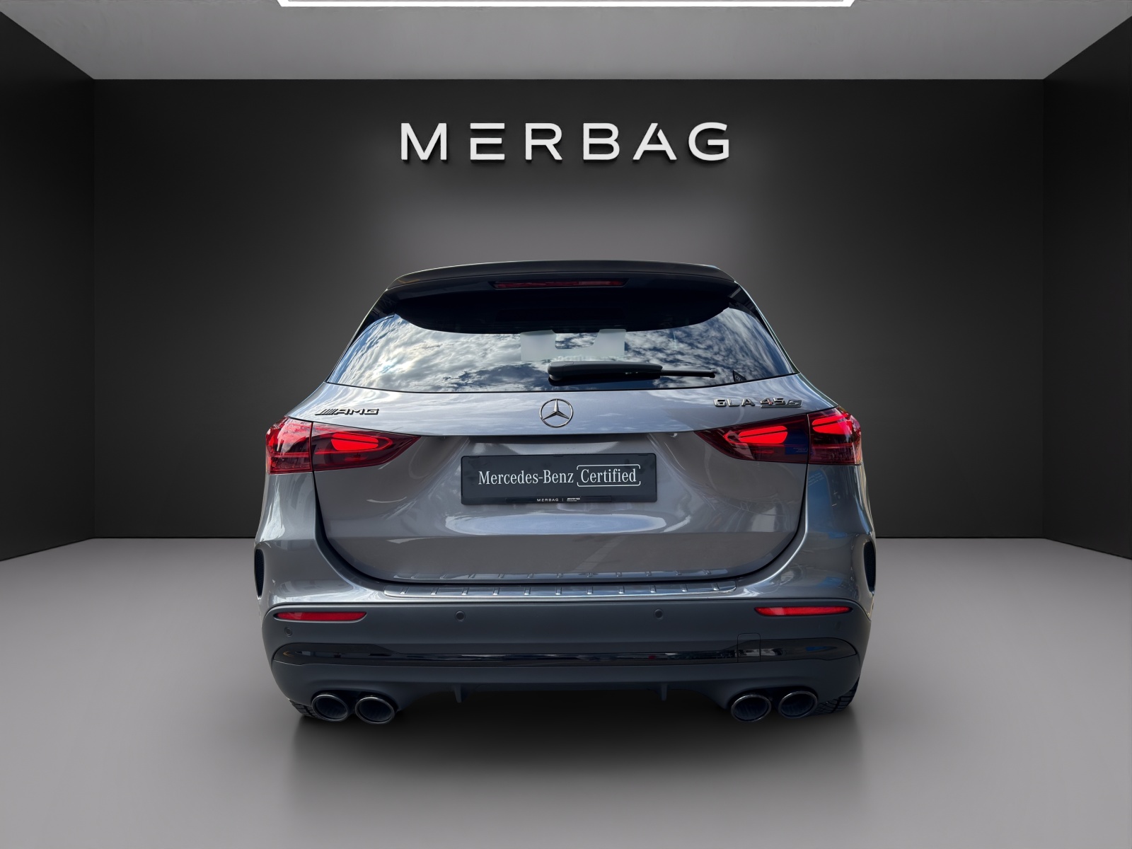 MERCEDES-BENZ GLA AMG 45 S 4Matic+ 8G-DCT - 4