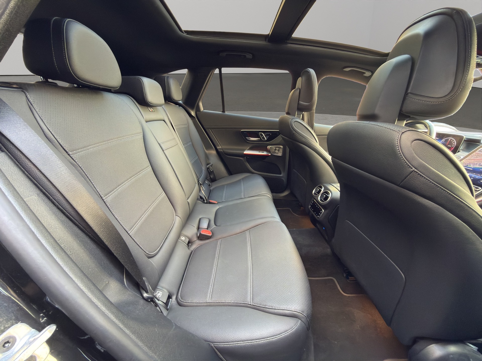 MERCEDES-BENZ GLC-Klasse GLC 300 de AMG Line 4matic - 11