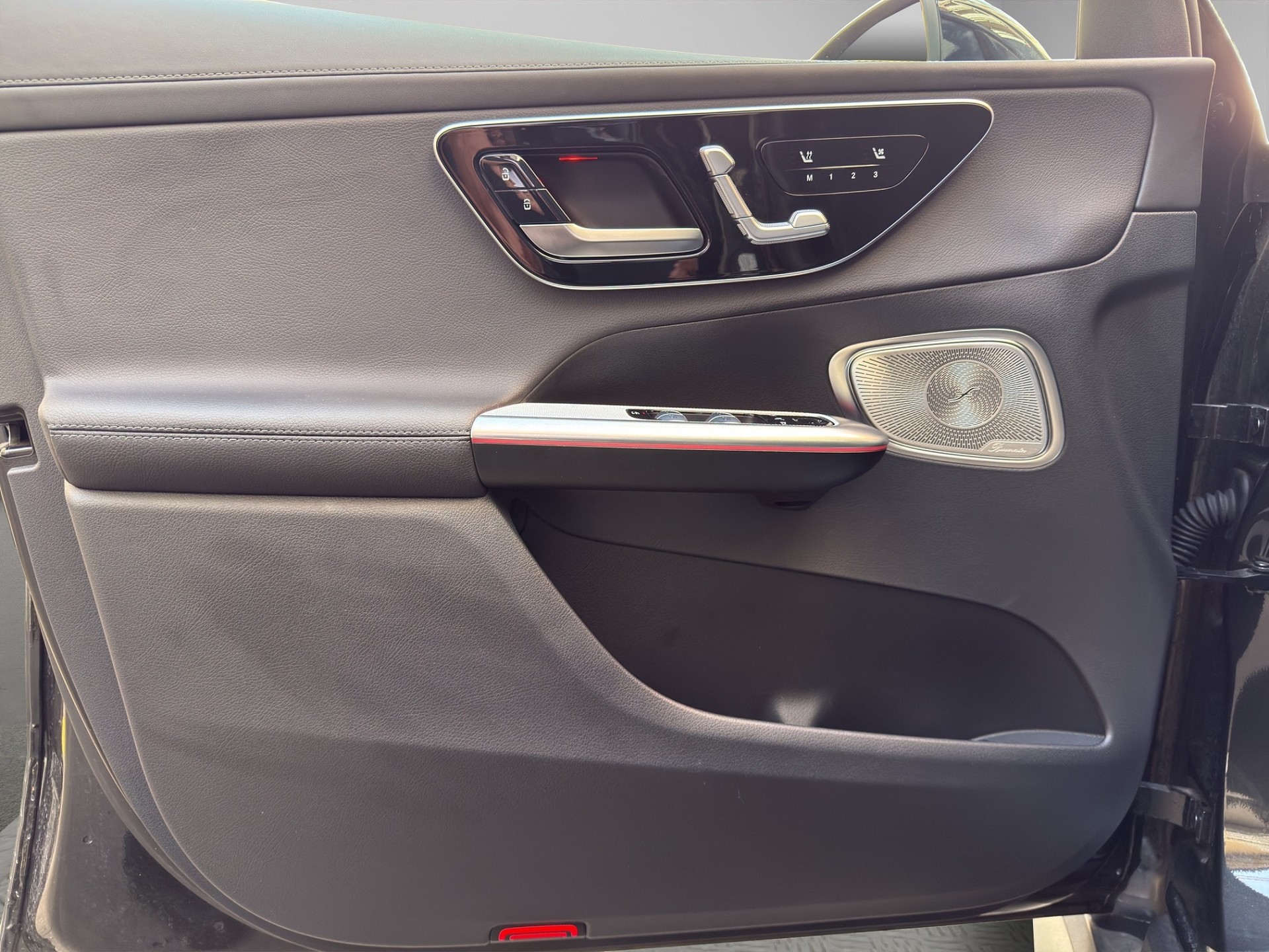 MERCEDES-BENZ GLC-Klasse GLC 300 de AMG Line 4matic - 9