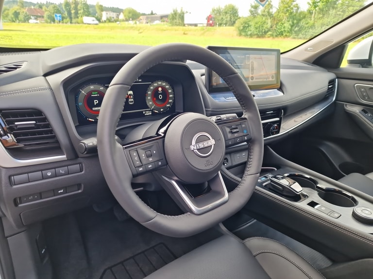nissan Gallery 11