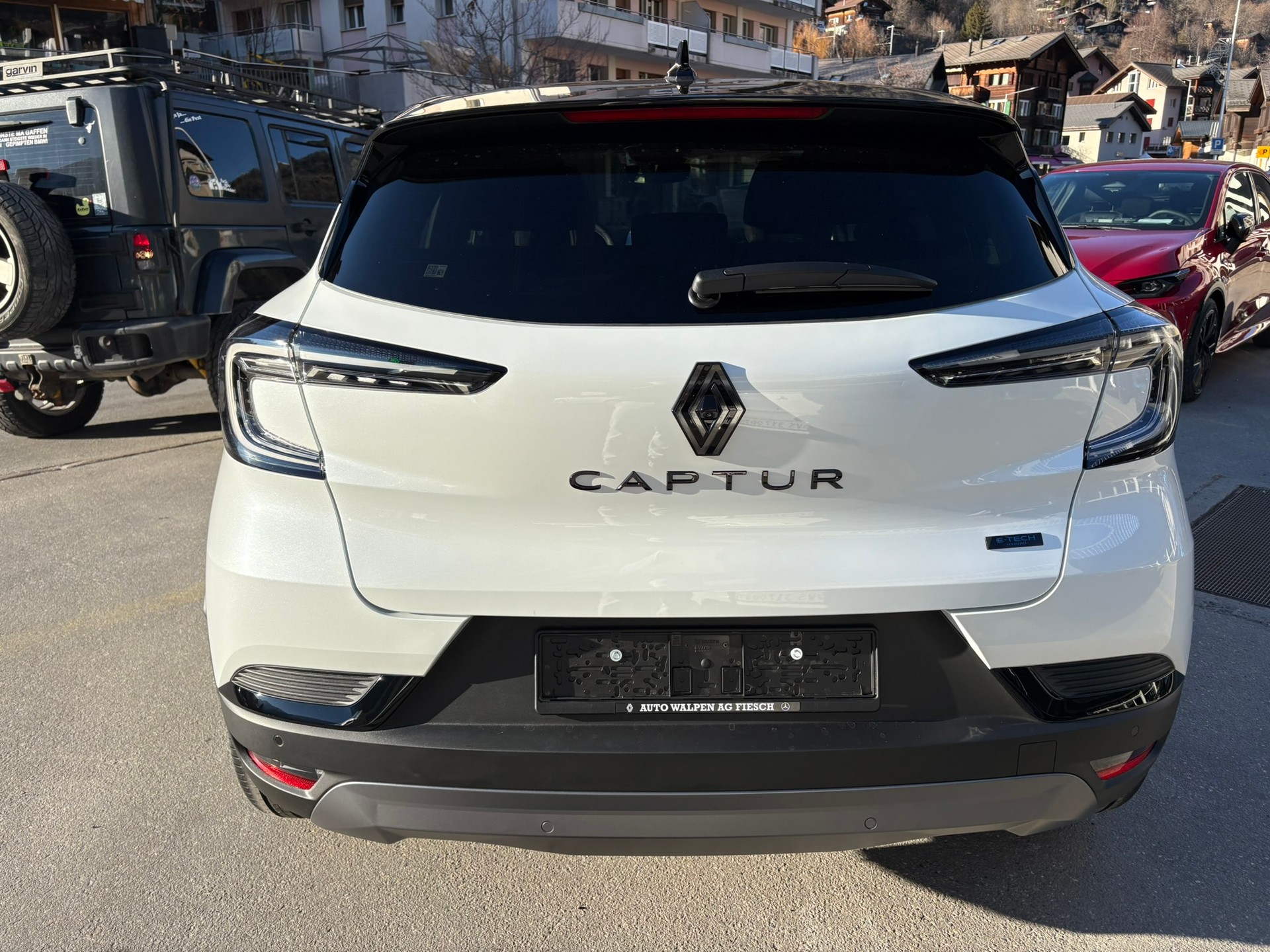 RENAULT Captur 1.8 TCe Esprit Alpine EDC - 4