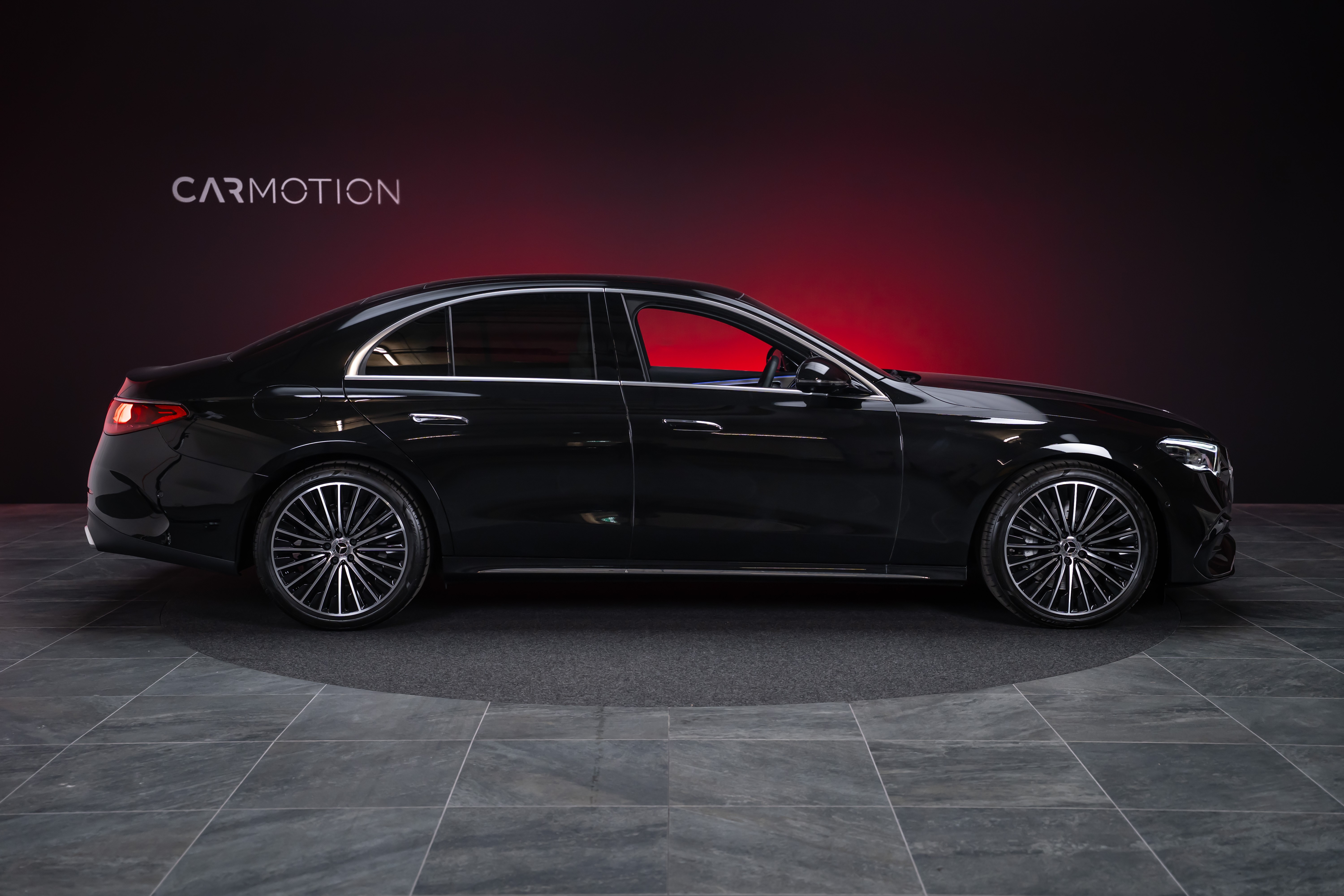 E 220 d AMG Line / Hyperscreen / 360°Kamera / Burmester
