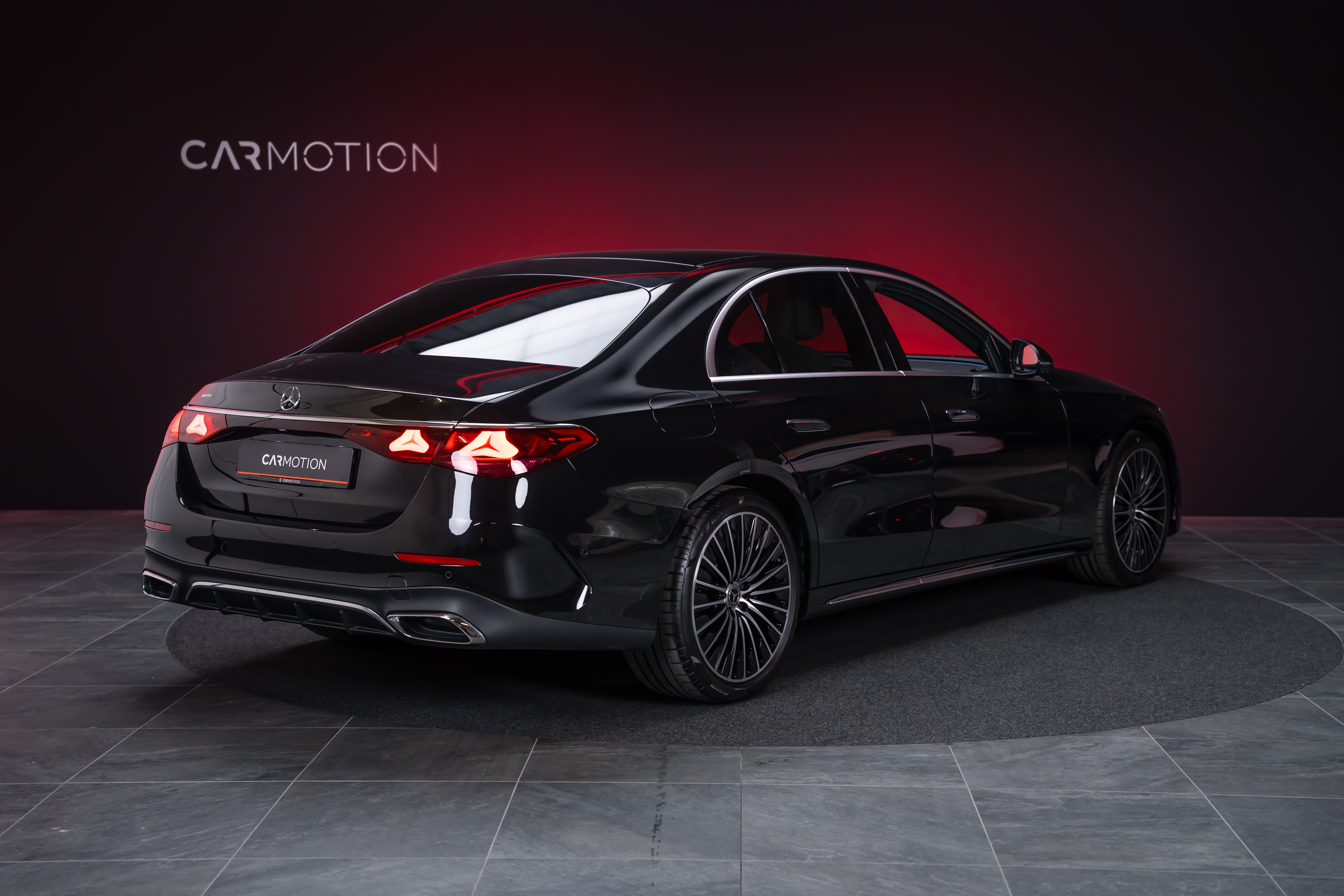 E 220 d AMG Line / Hyperscreen / 360°Kamera / Burmester